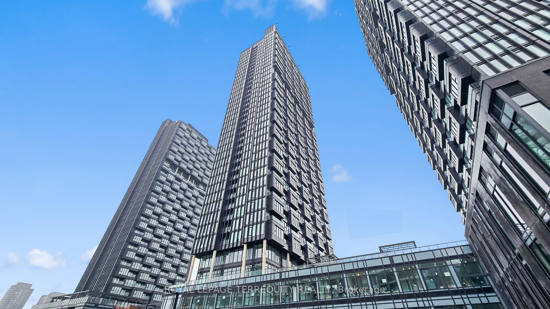 1 Quarrington Lane 3205, Toronto C13, ON M3C 0S4