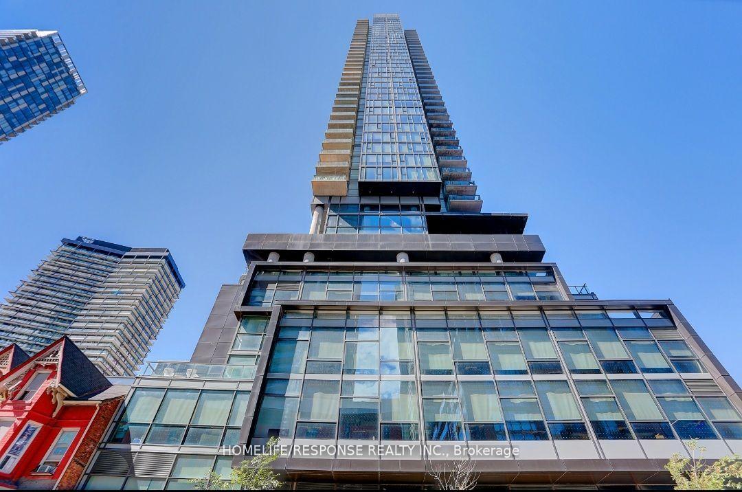 290 ADELAIDE Street W 3808, Toronto C01, ON M5V 0P3