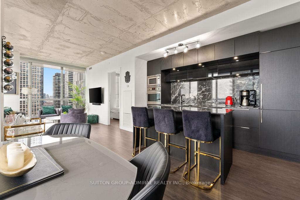 88 Blue Jays Way 2309, Toronto C01, ON M5V 0L7