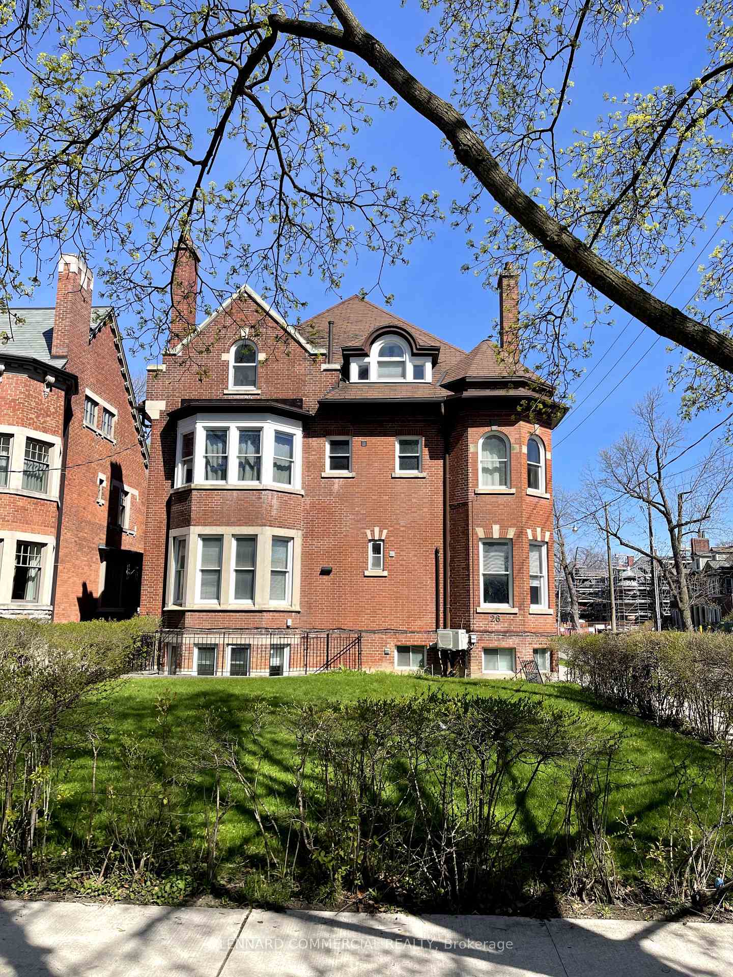 26 Elm Avenue 4, Toronto C09, ON M4W 1N3