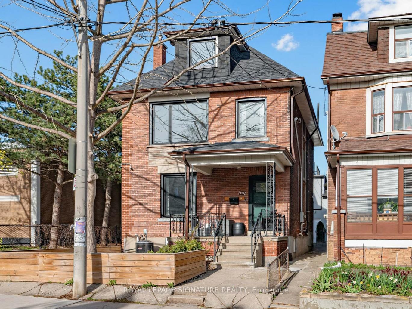 29 Grace Street, Toronto C01, ON M6J 2S4