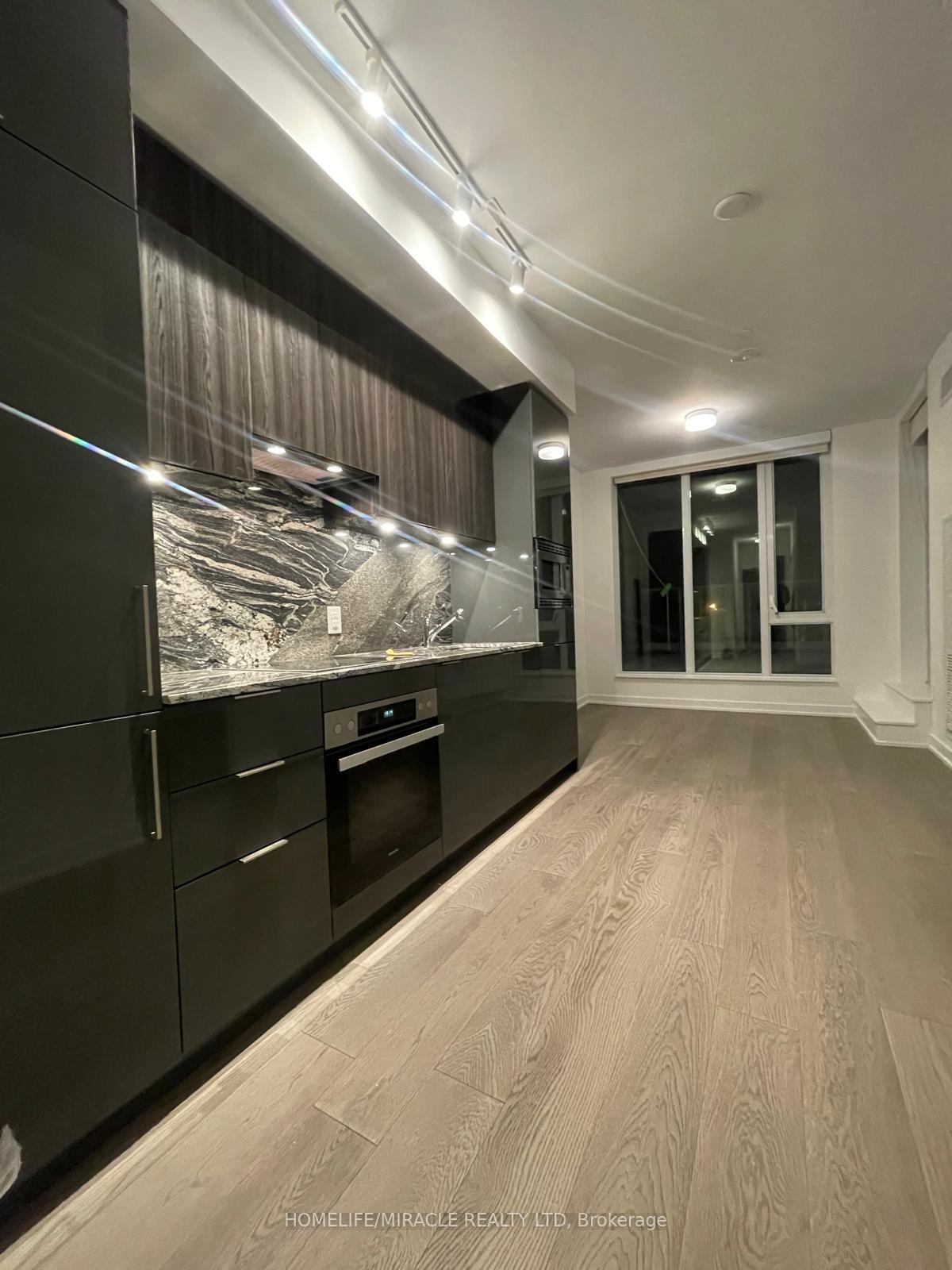 20 O'Neill Road 235, Toronto C13, ON M3C 0R1