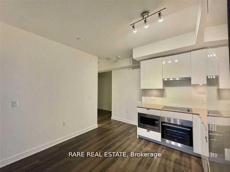 195 Redpath Avenue 2812, Toronto C10, ON M4P 0E4