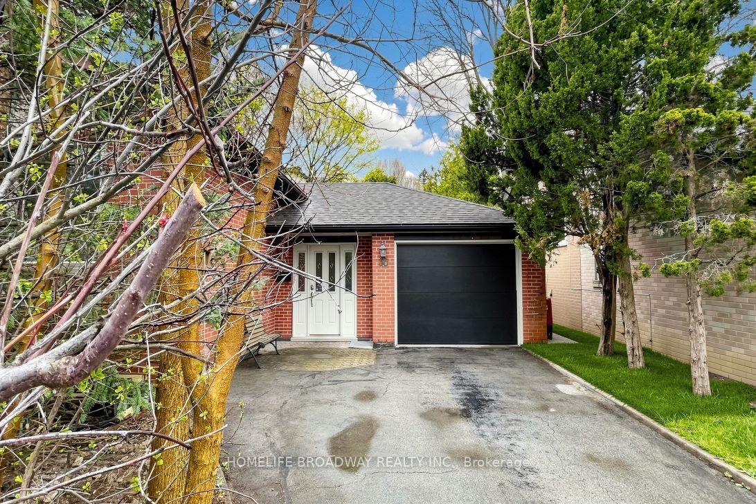 36 Bradgate Road, Toronto C13 — photo 3 of 5