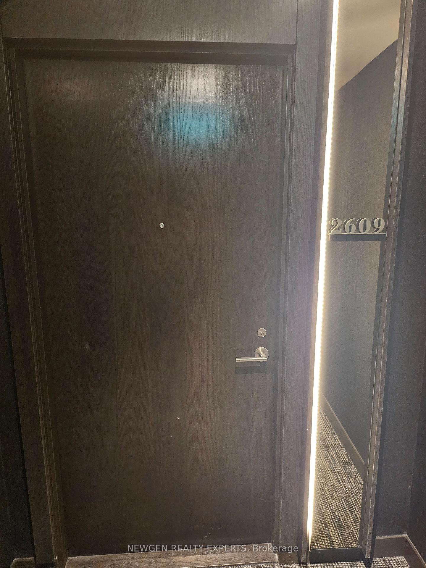 11 Yorkville Avenue 2609, Toronto C02, ON M4W 1L2