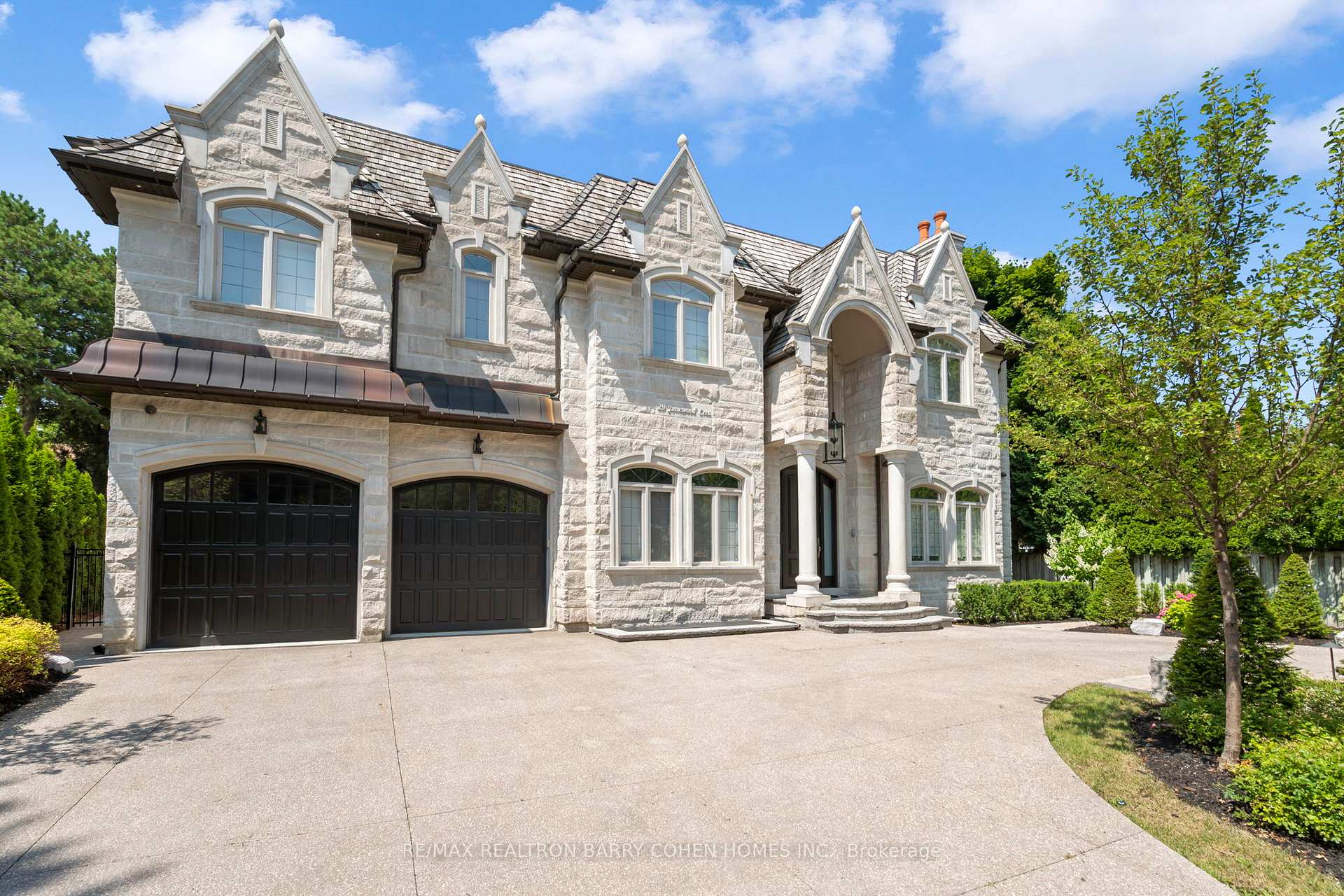 29 Junewood Crescent, Toronto C12 — photo 2 of 5