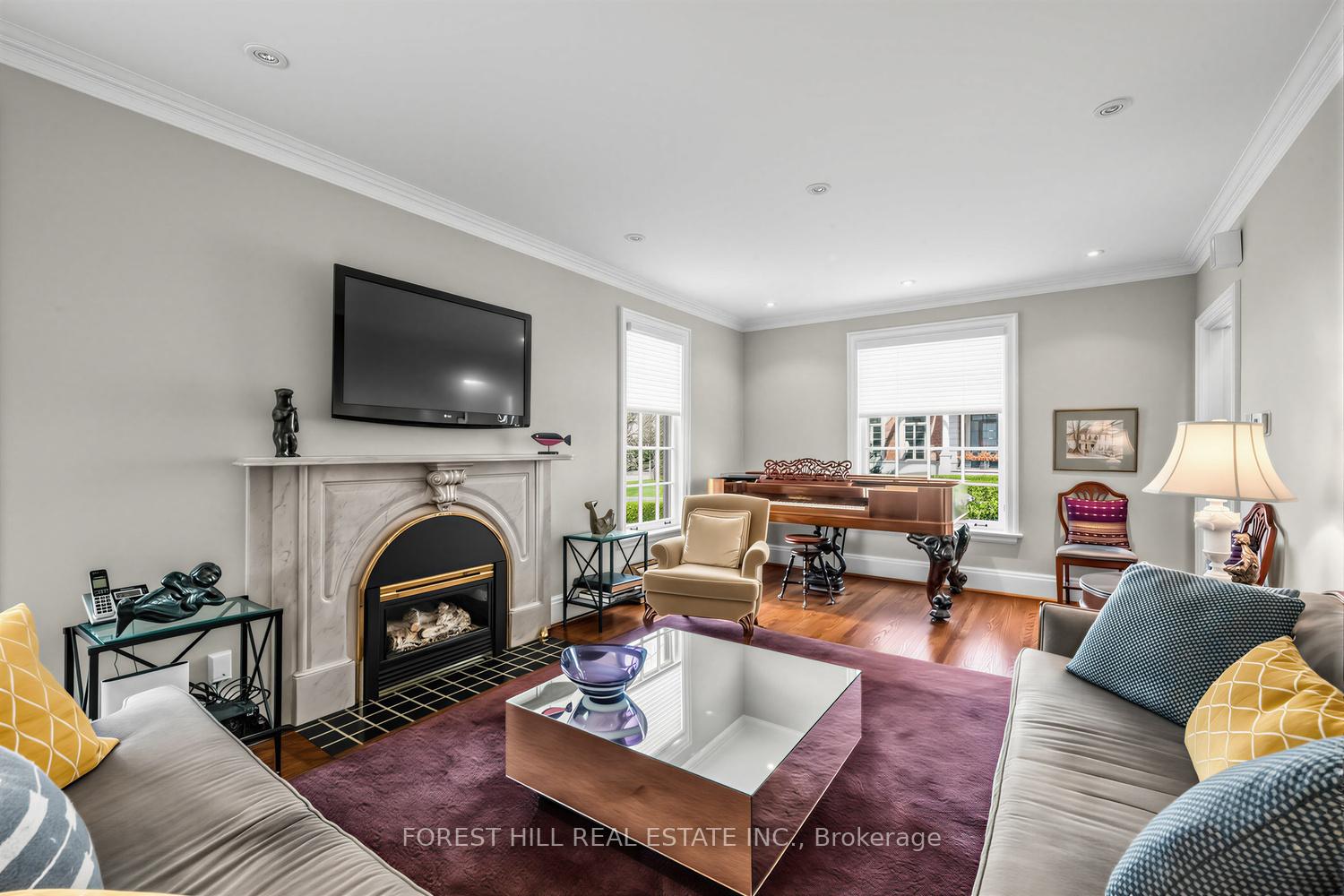 339 Cortleigh Boulevard, Toronto C04 — photo 5 of 5