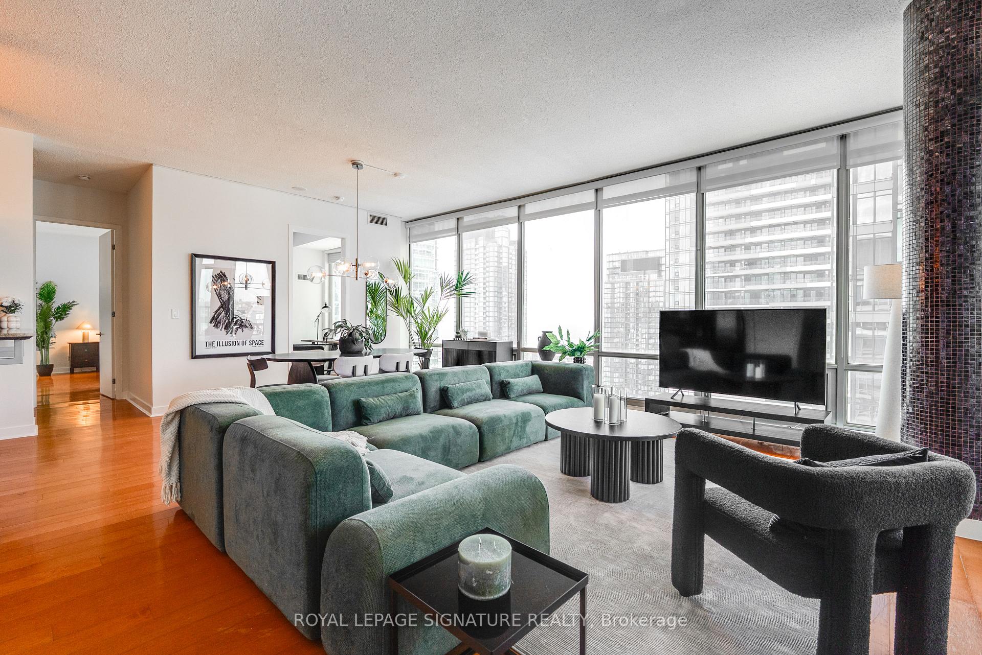 81 Navy Wharf Court 3803, Toronto C01, ON M5V 3S2