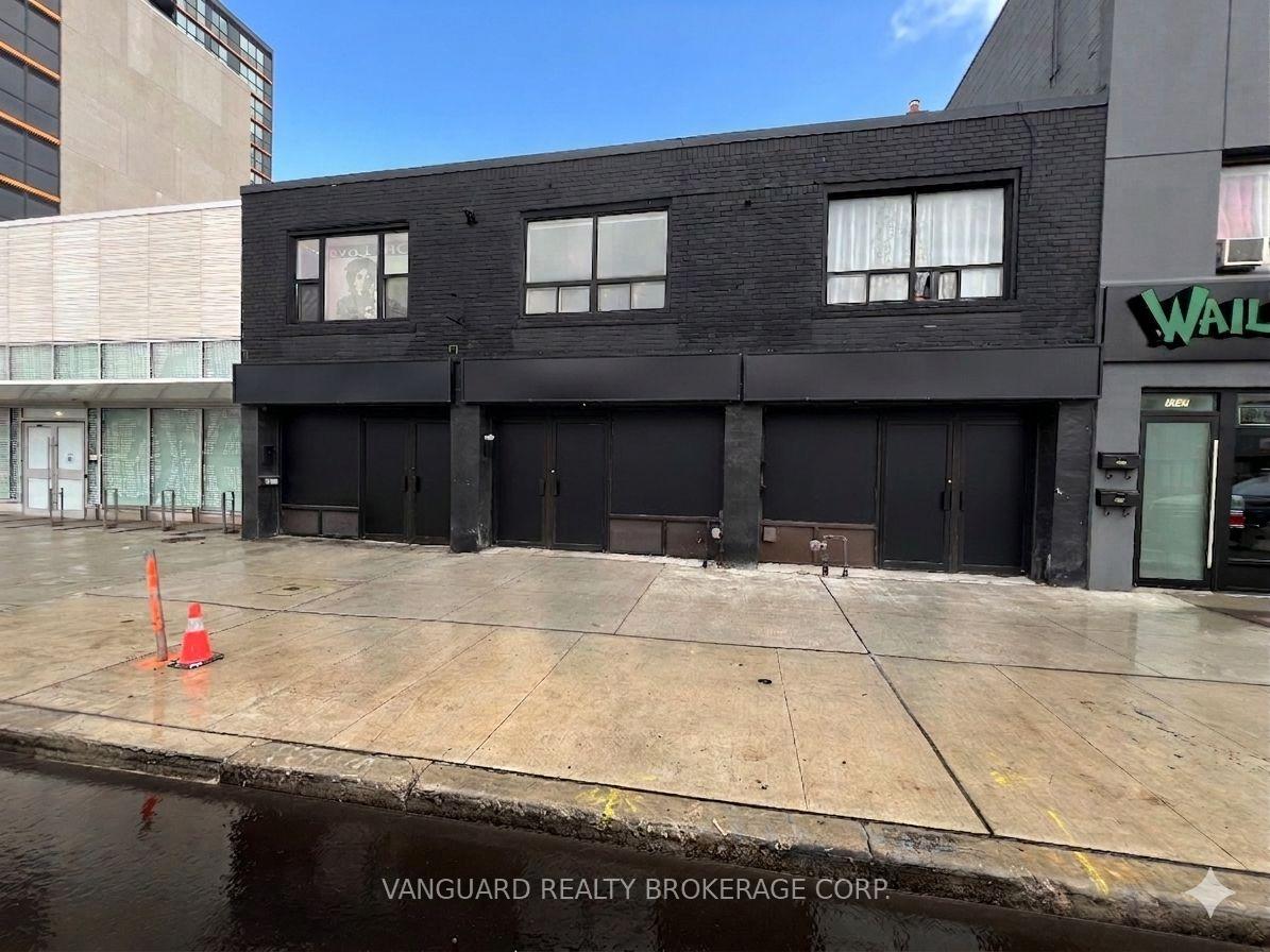 1625 Eglinton Avenue W, Toronto C03, ON M6E 2H7