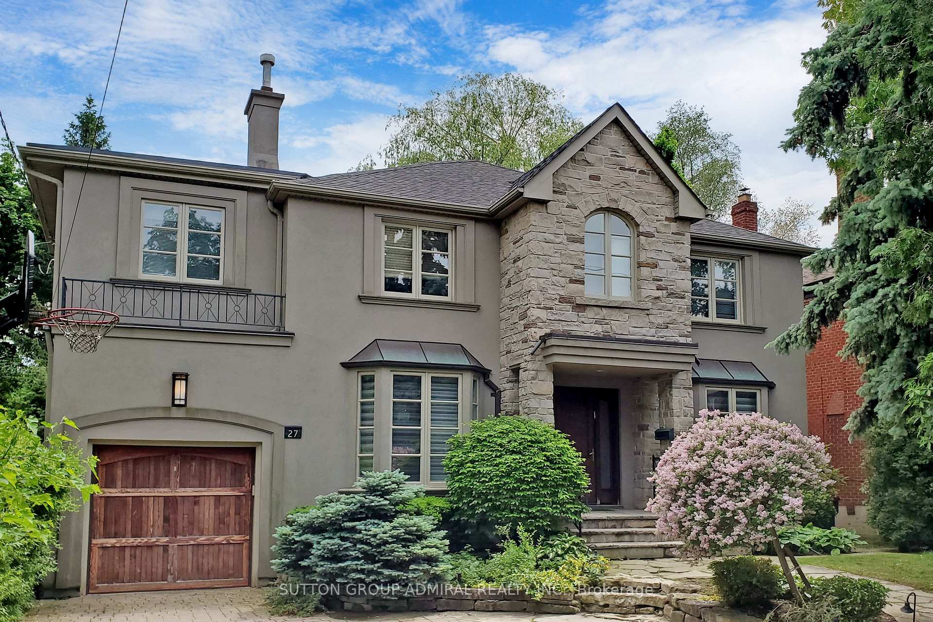 27 Shelborne Avenue, Toronto C04, ON M5N 1Y8
