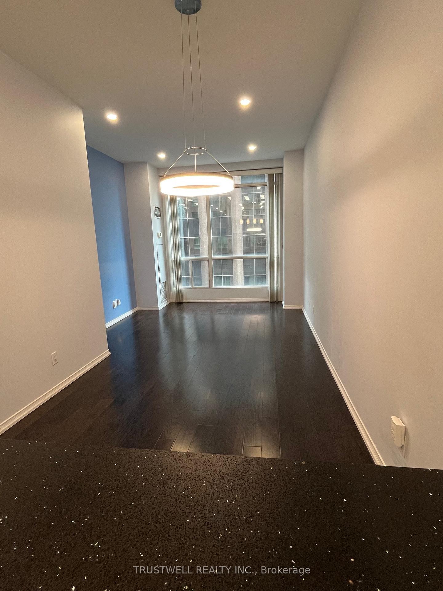 7 King Street E 1411, Toronto C08, ON M5C 3C5