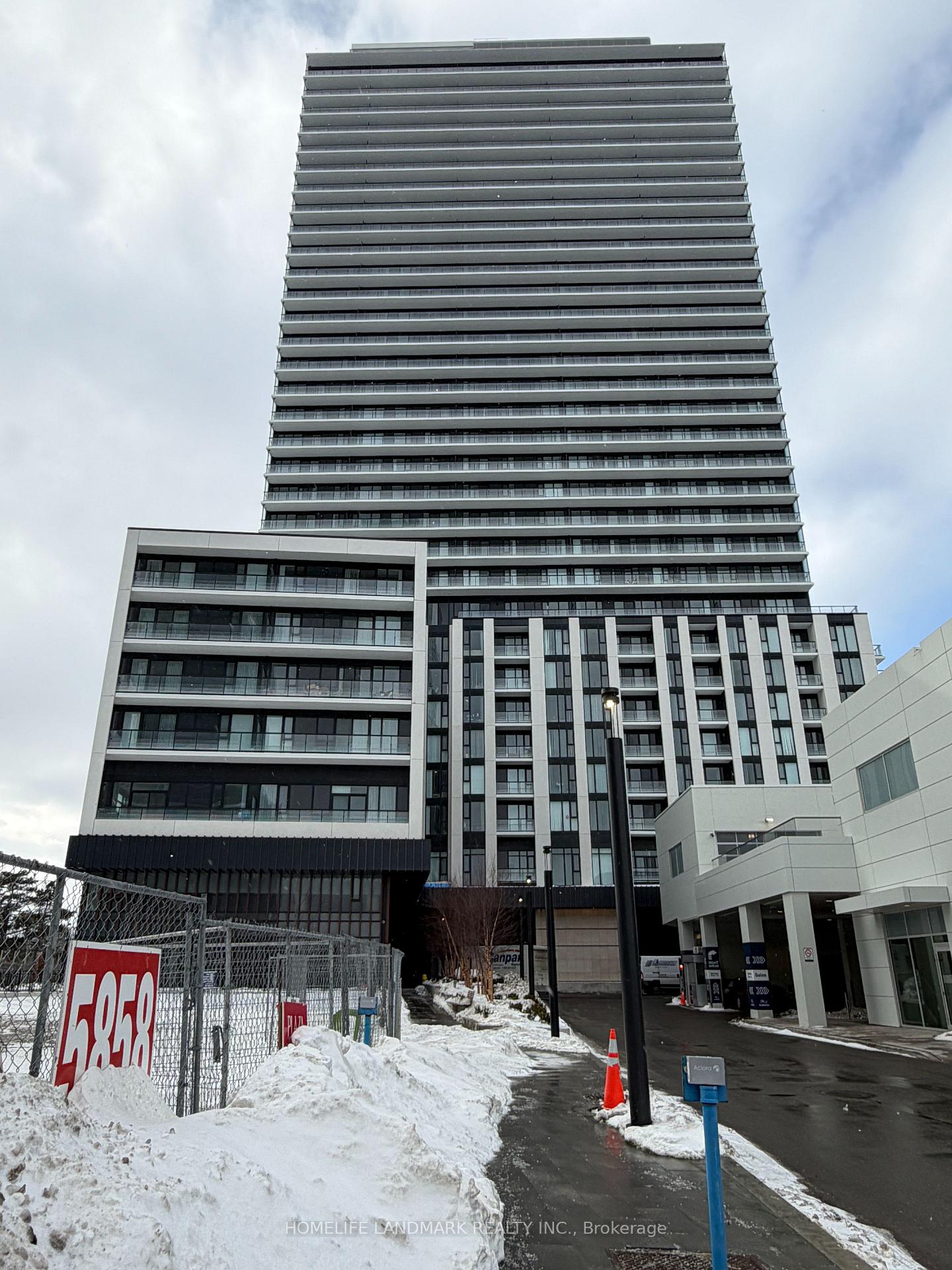 5858 Yonge Street 2710, Toronto C07, ON M2M 0C6