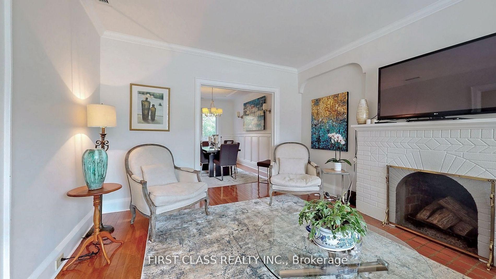203 Melrose Avenue, Toronto C04 — photo 2 of 5