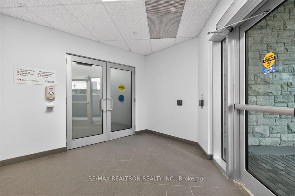 685 Sheppard Avenue E G01 - G07, Toronto C15 — photo 4 of 5