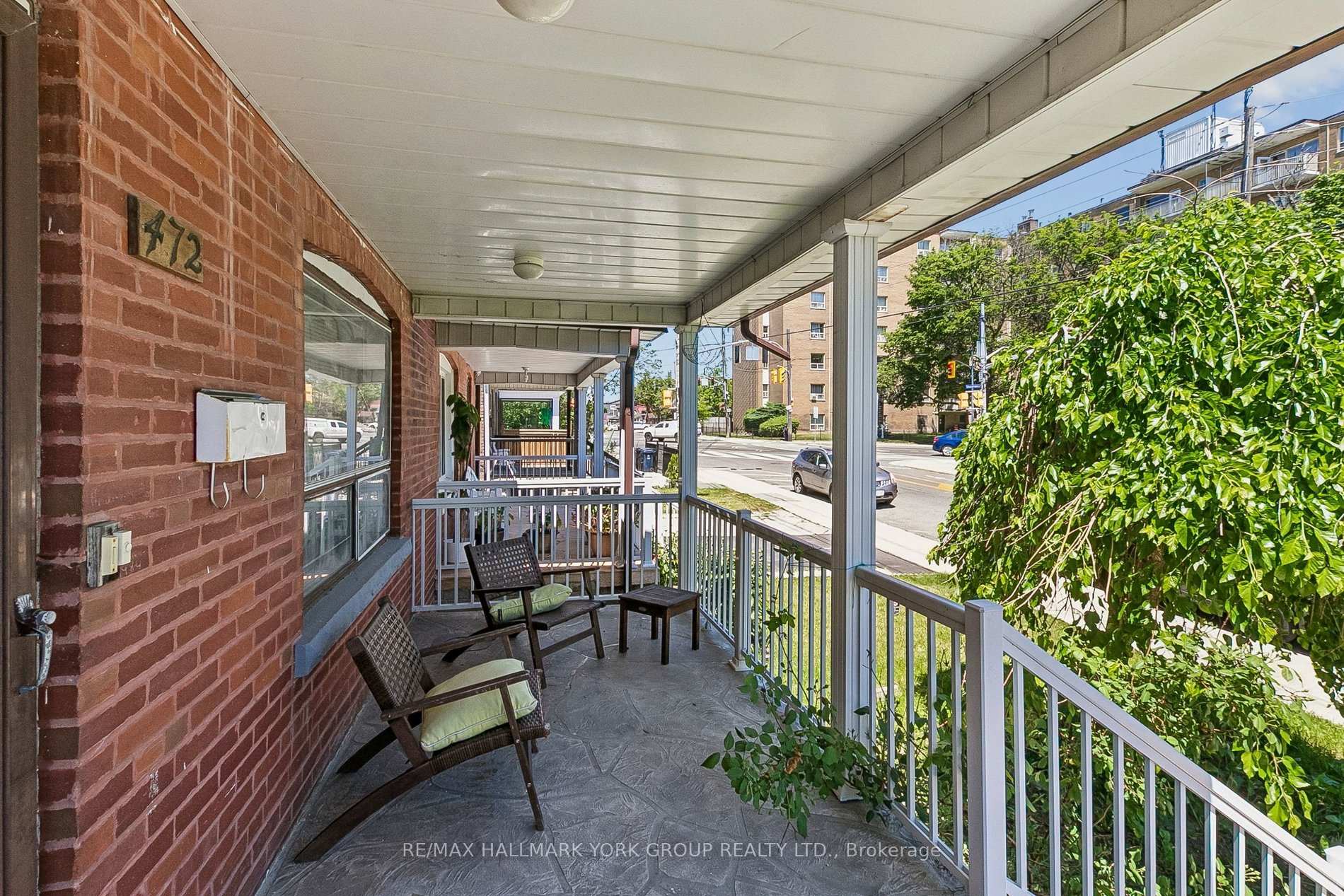 472 Winona Drive Main Fl, Toronto C03 — photo 2 of 5