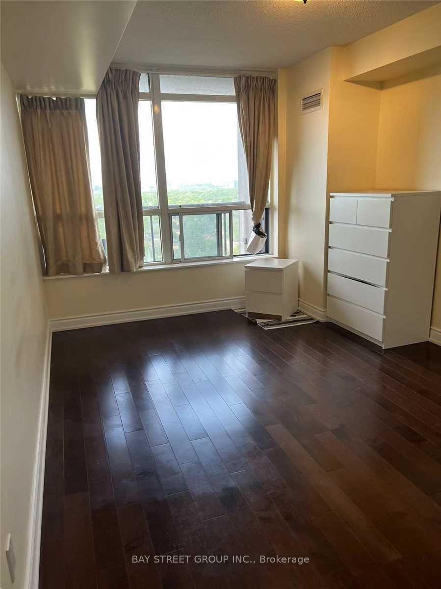 10 Northtown Way 2103, Toronto C14 — photo 3 of 5