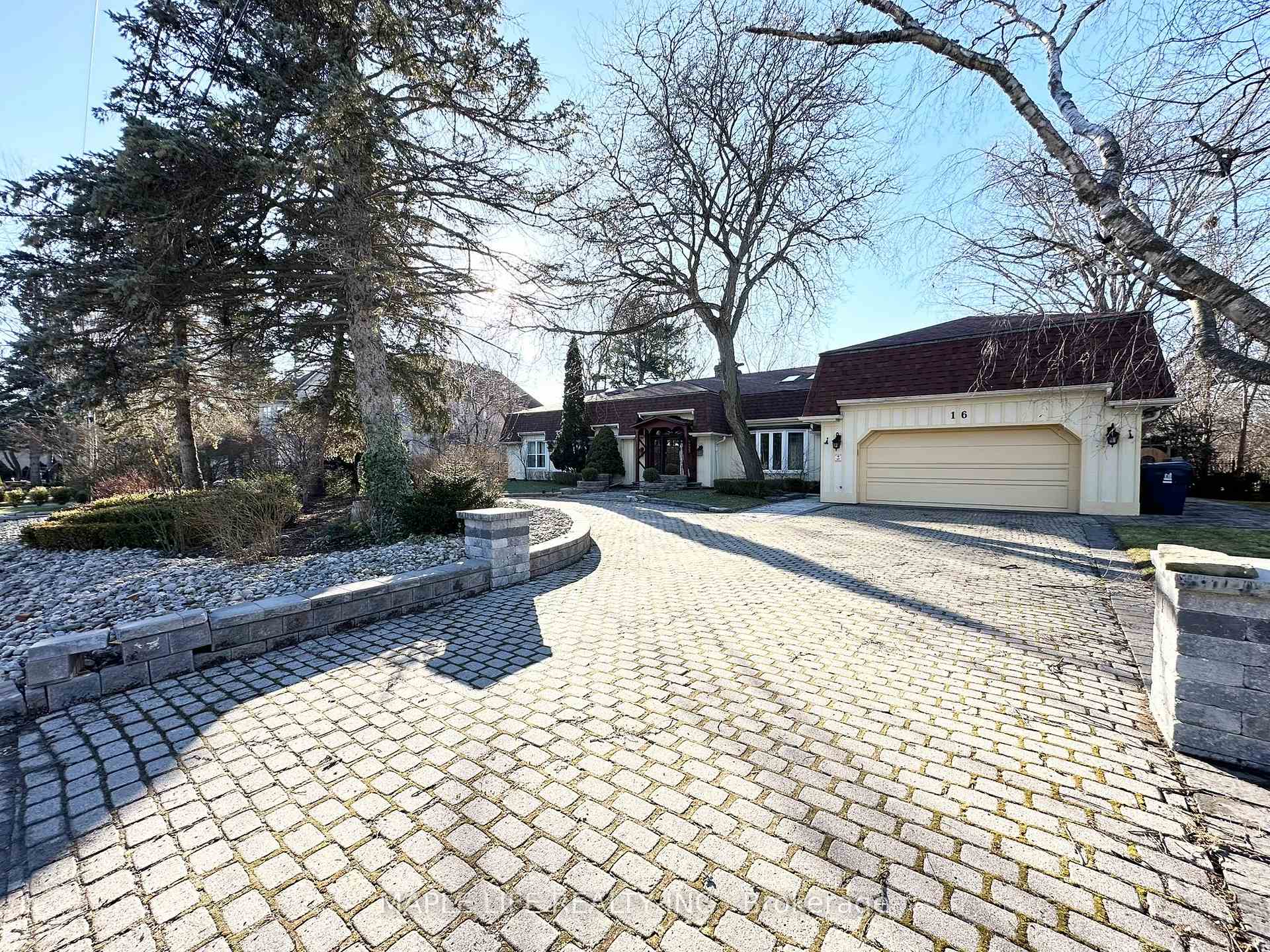 residential Property Image no.1