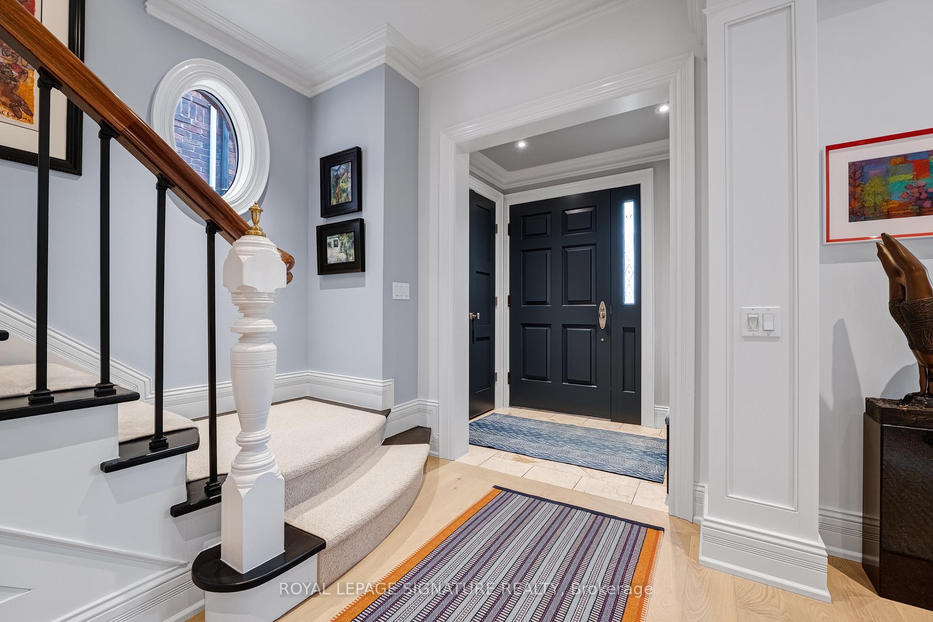 46 Esgore Drive, Toronto C04 — photo 2 of 5