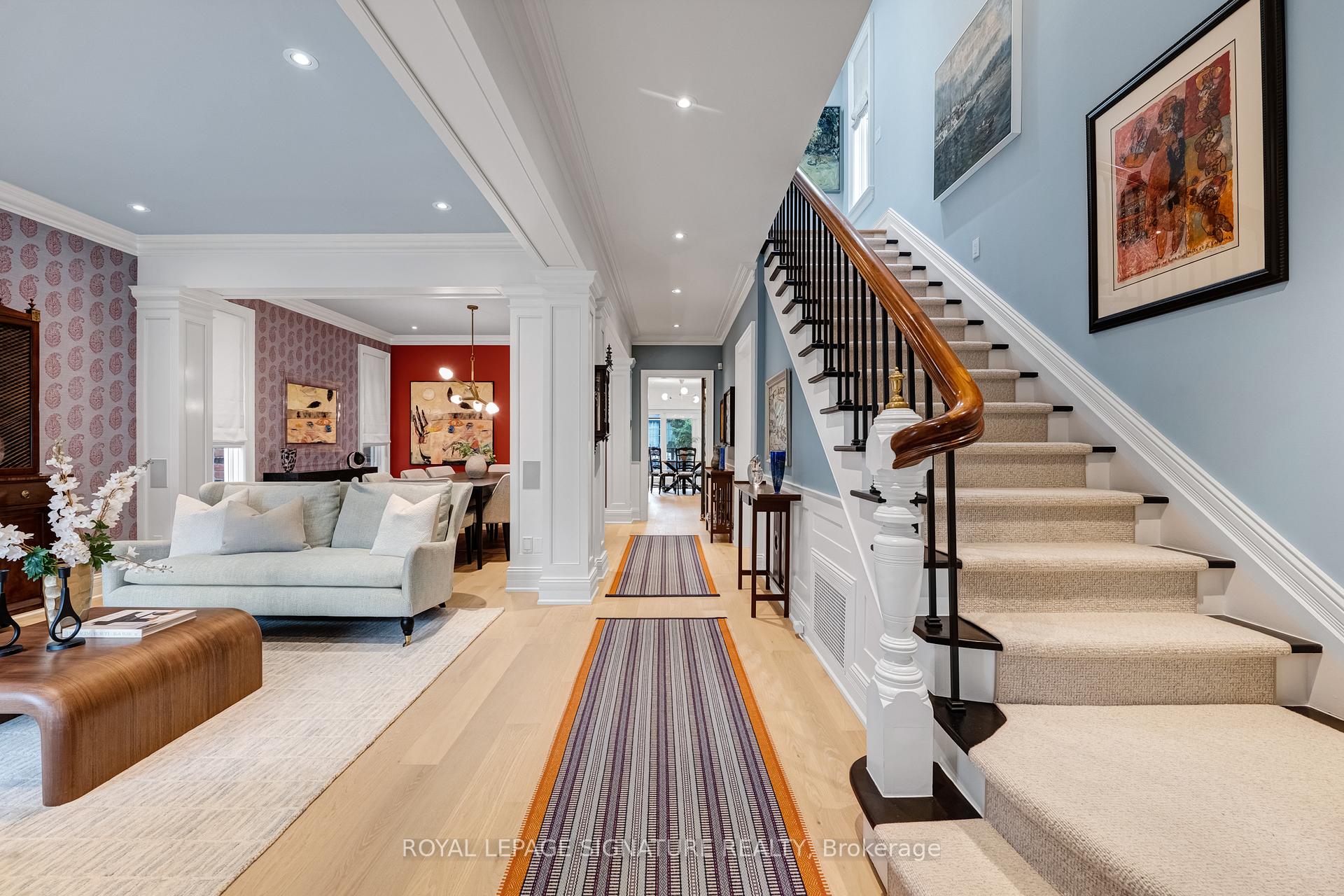 46 Esgore Drive, Toronto C04 — photo 3 of 5