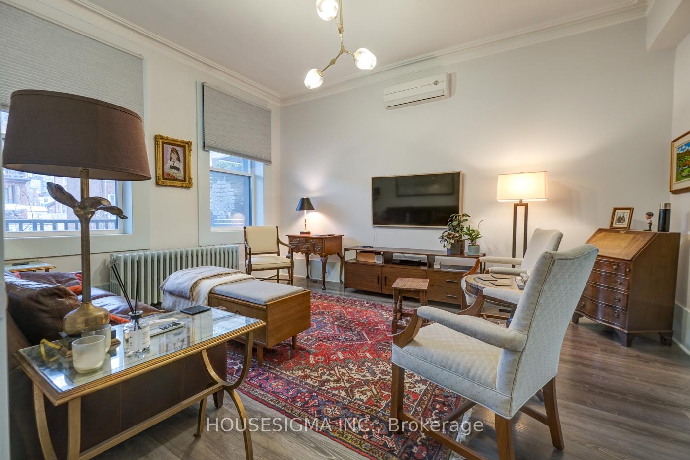 48 Euclid Avenue 1, Toronto C01, ON M6J 2J6