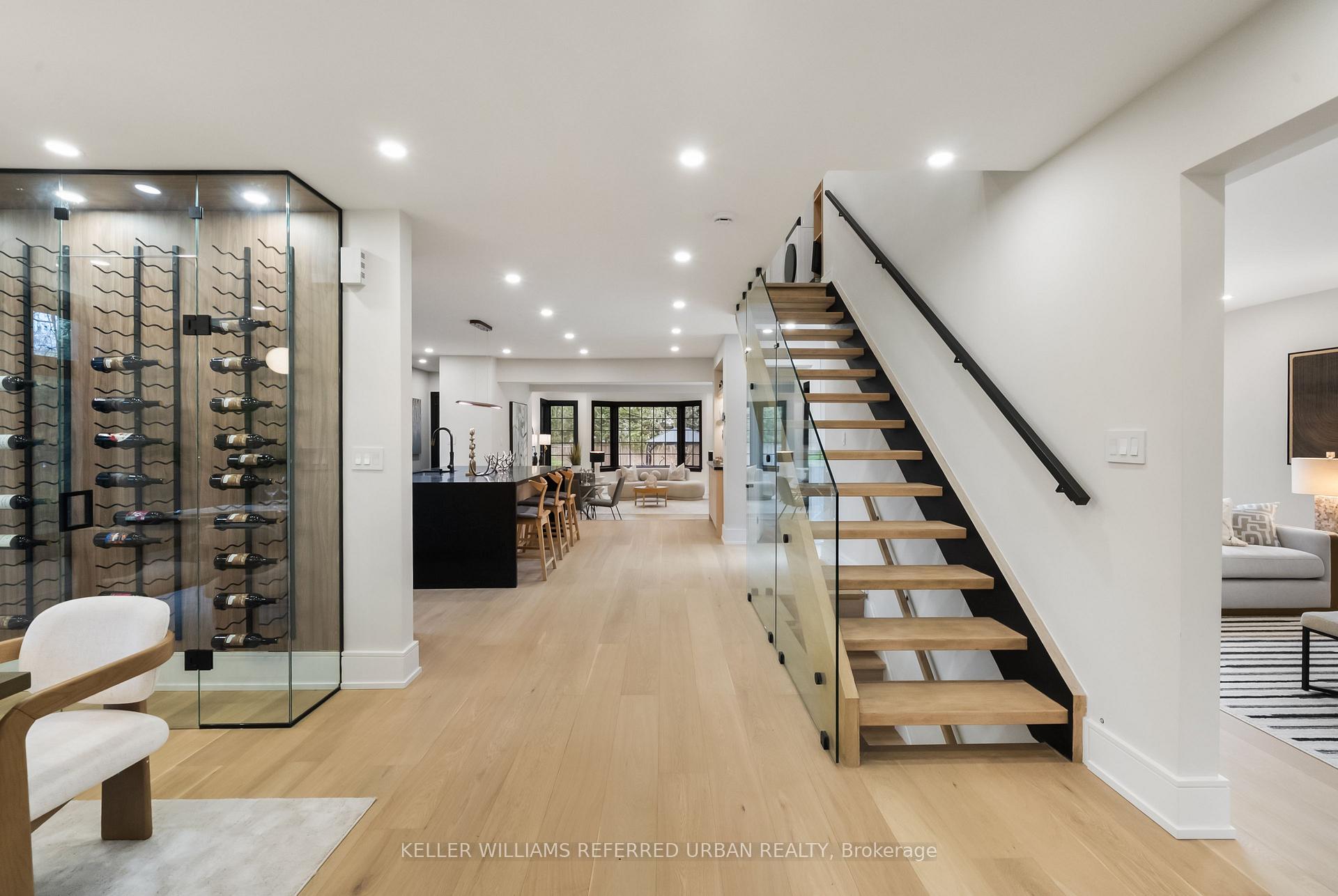 137 Cheltenham Avenue, Toronto C12 — photo 5 of 5