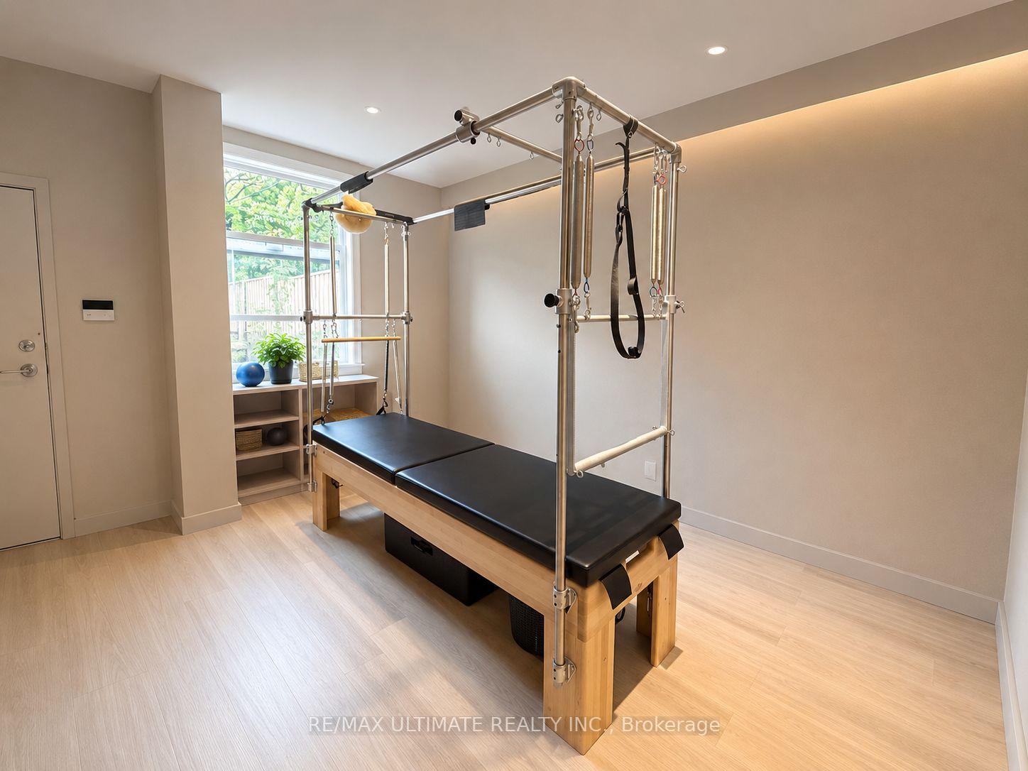 3223 Yonge Street, Toronto C04 — photo 4 of 5