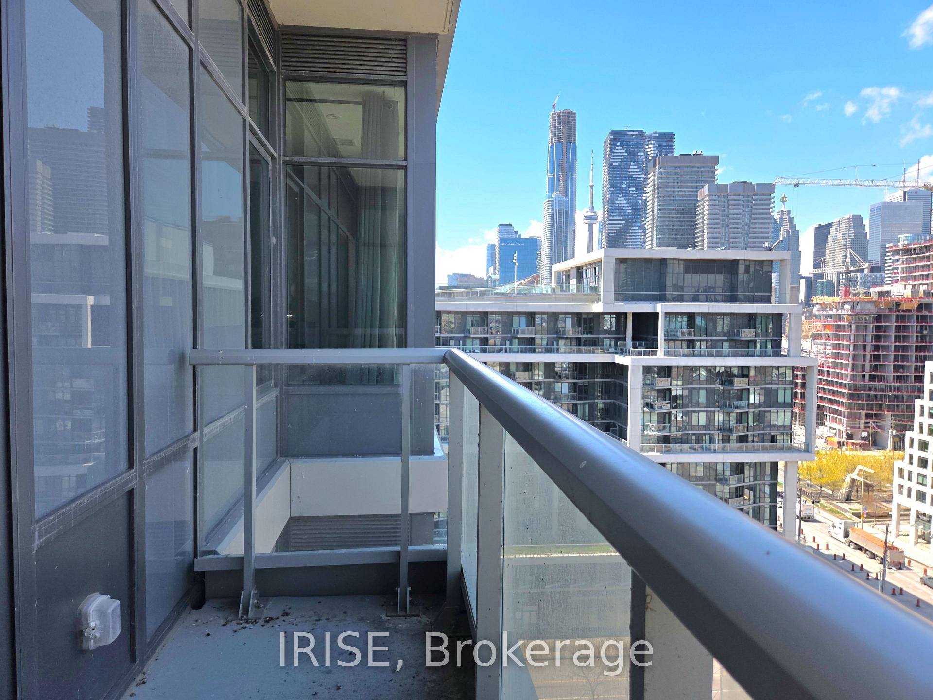 1 Edgewater Drive SPH24, Toronto C08, ON M5A 1B9
