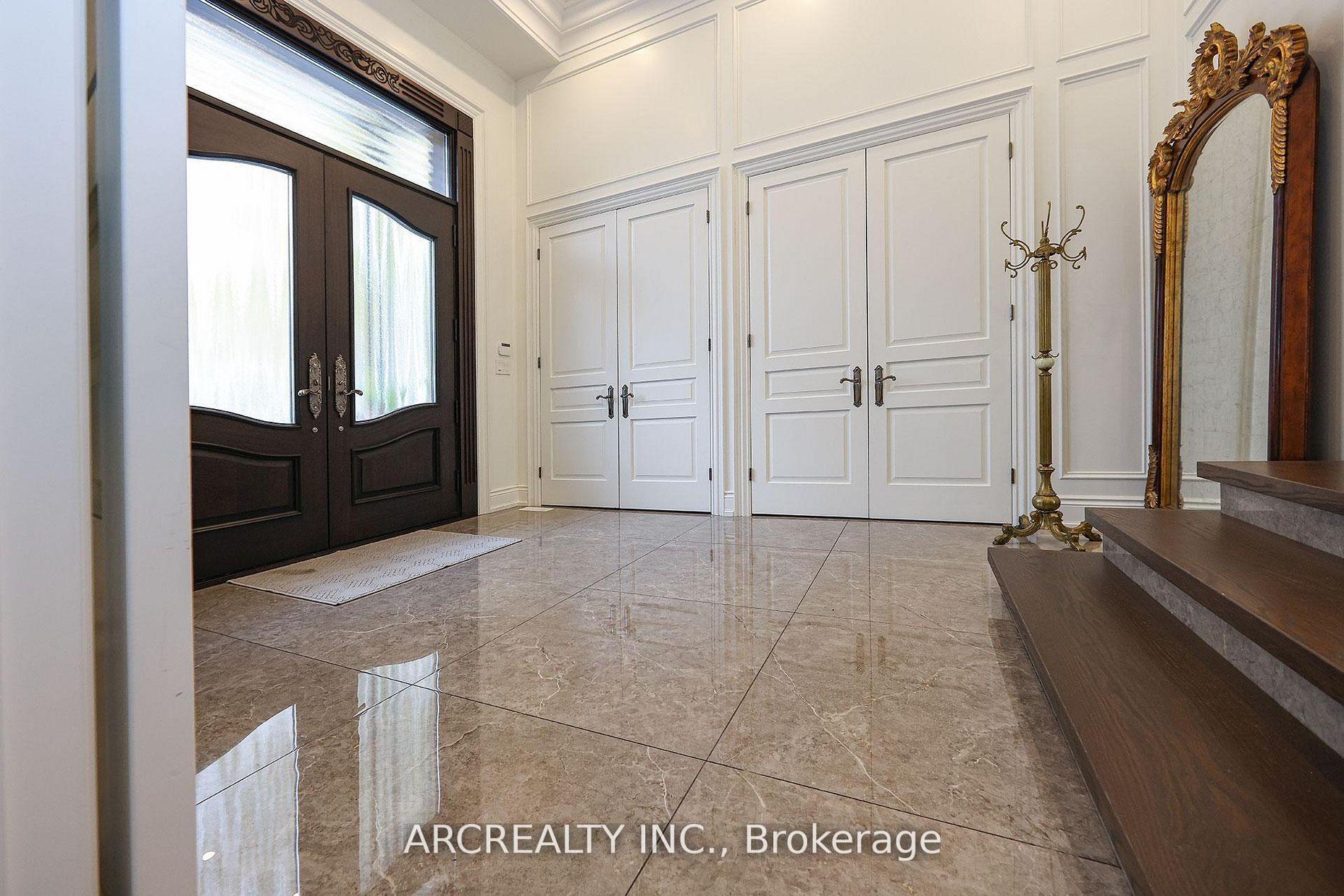 188 Alfred Avenue, Toronto C14 — photo 3 of 5