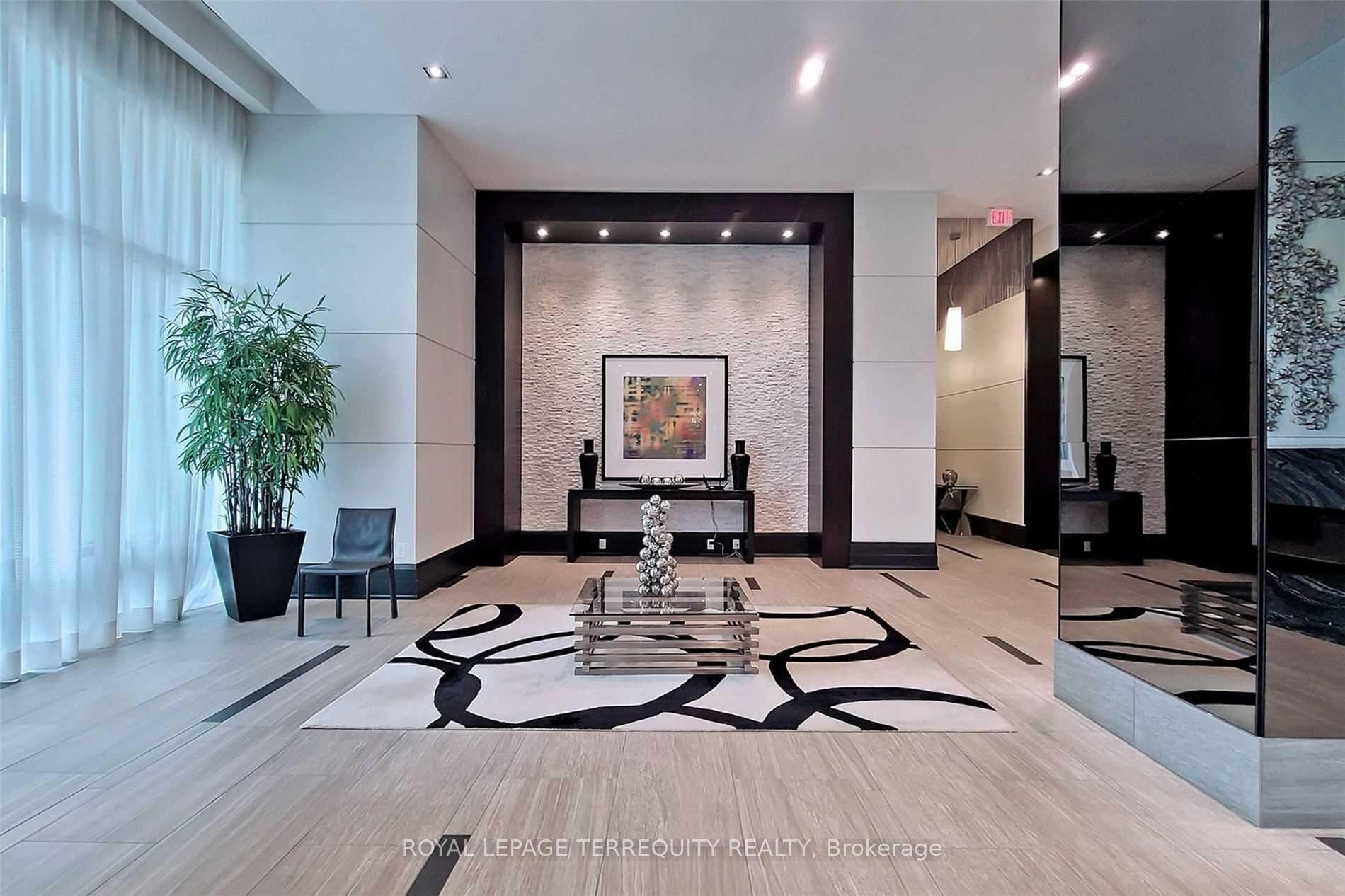 17 Anndale Drive 2211, Toronto C14 — photo 5 of 5