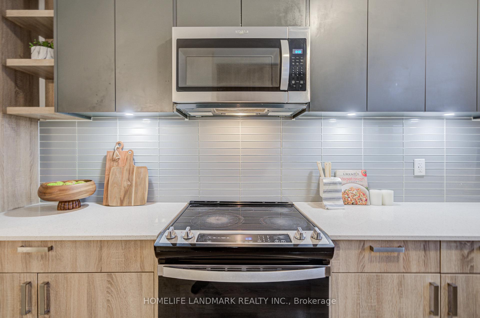 46 Hooyo Terrace, Toronto C04 — photo 3 of 5