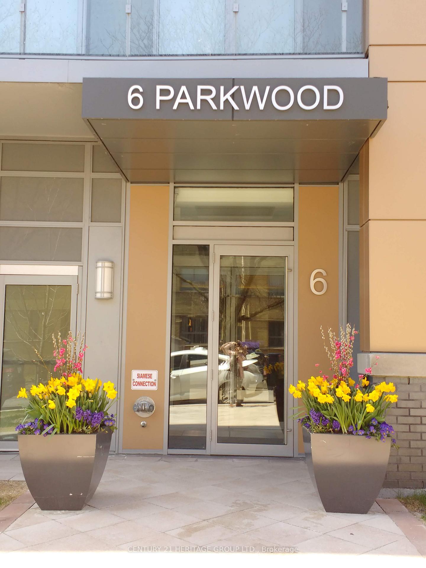 6 Parkwood Avenue 512, Toronto C02 — photo 2 of 5