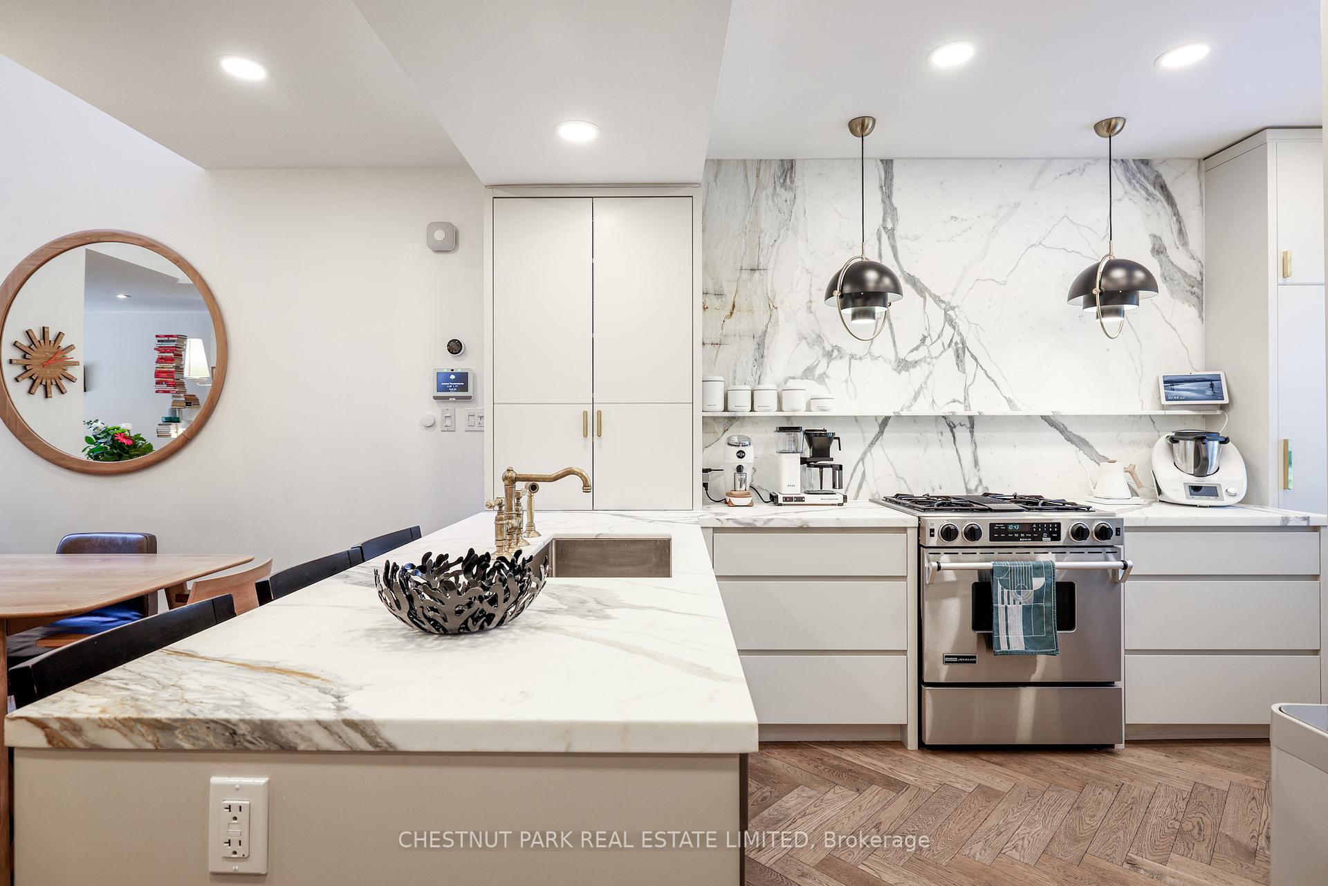27 Gibson Avenue, Toronto C02 — photo 5 of 5