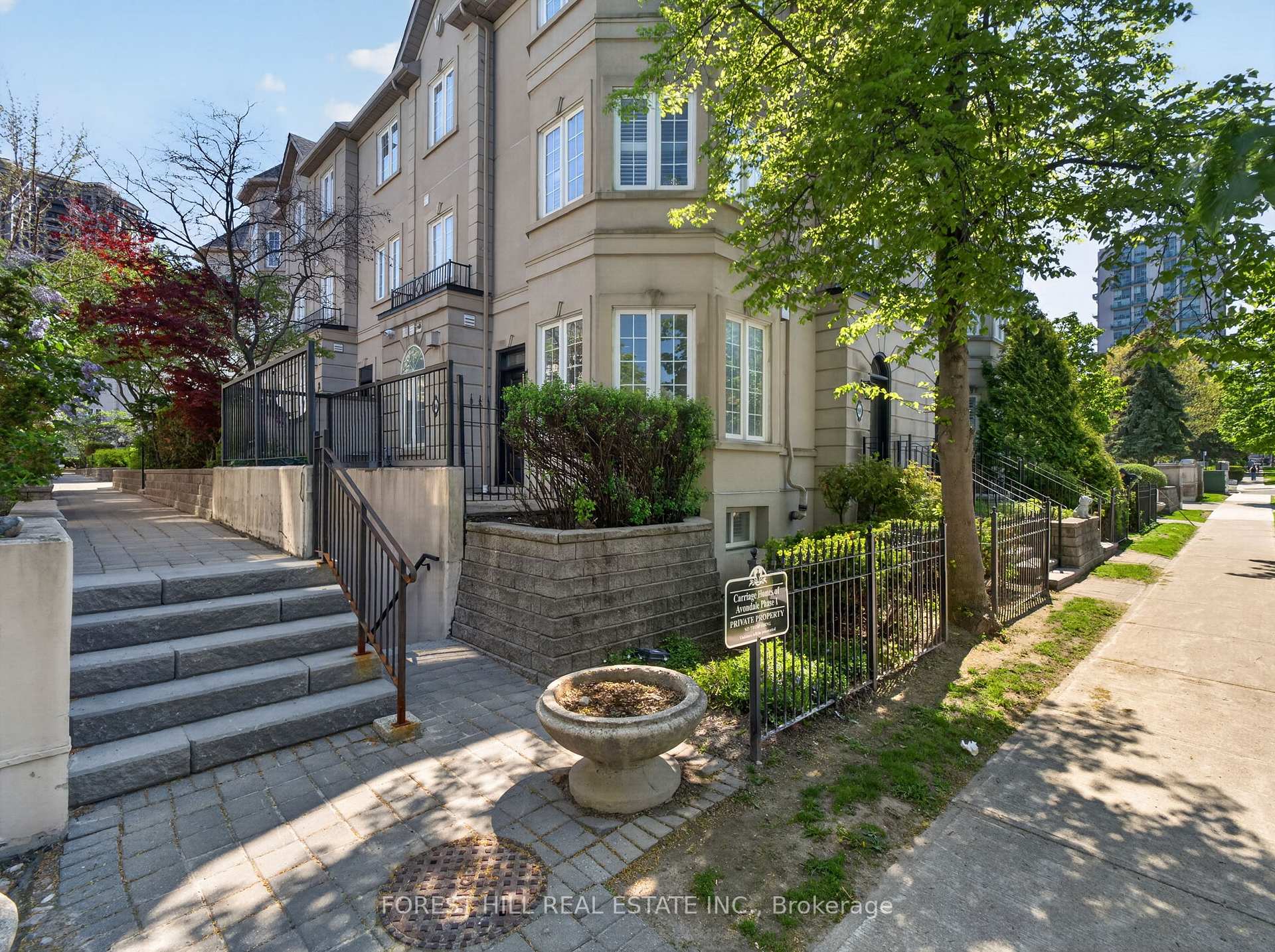 11 Everson Drive 106, Toronto C14 — photo 2 of 5