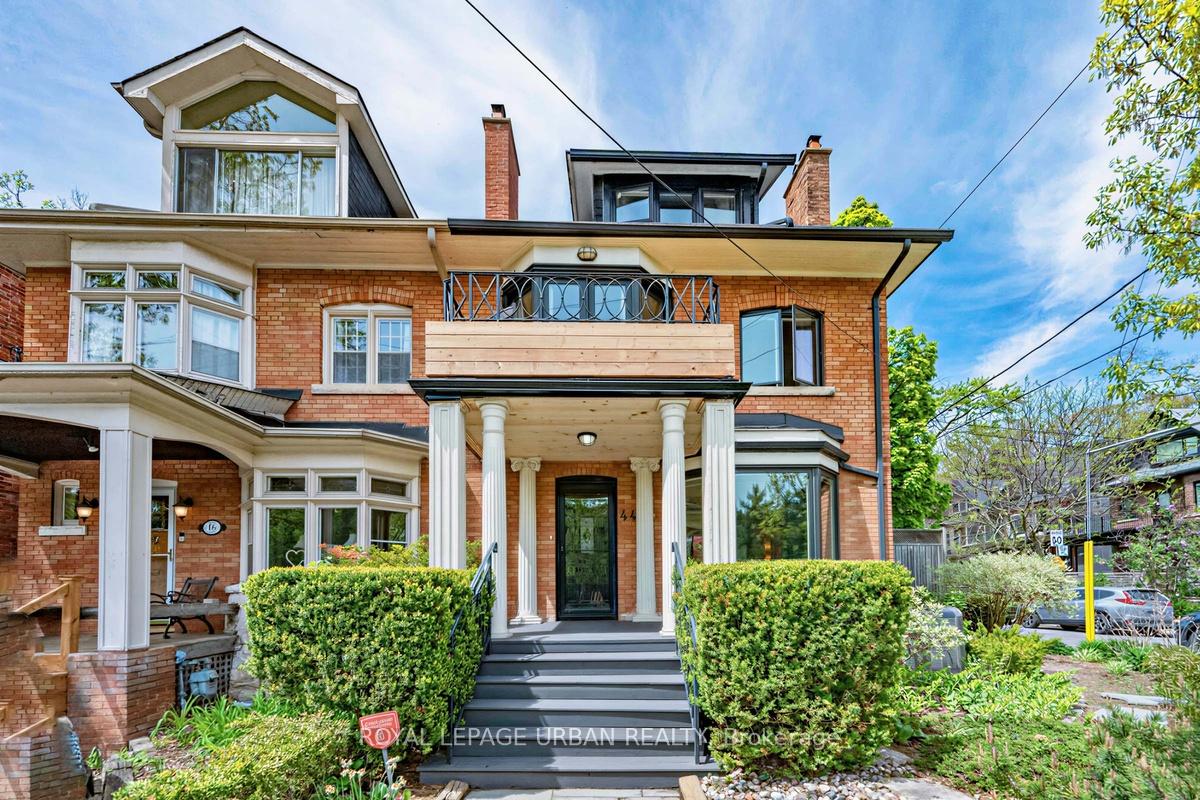 44 Austin Terrace, Toronto C02, ON M5R 1Y6 — Toronto C02, Ontario