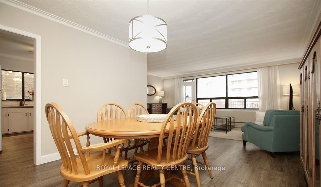 339 Sheppard Avenue E 2, Toronto C14 — photo 5 of 5