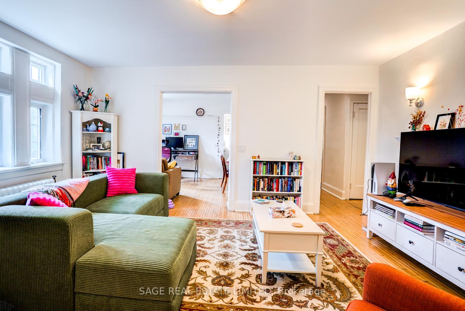 48 Lawton Boulevard 15, Toronto C02 — photo 2 of 5