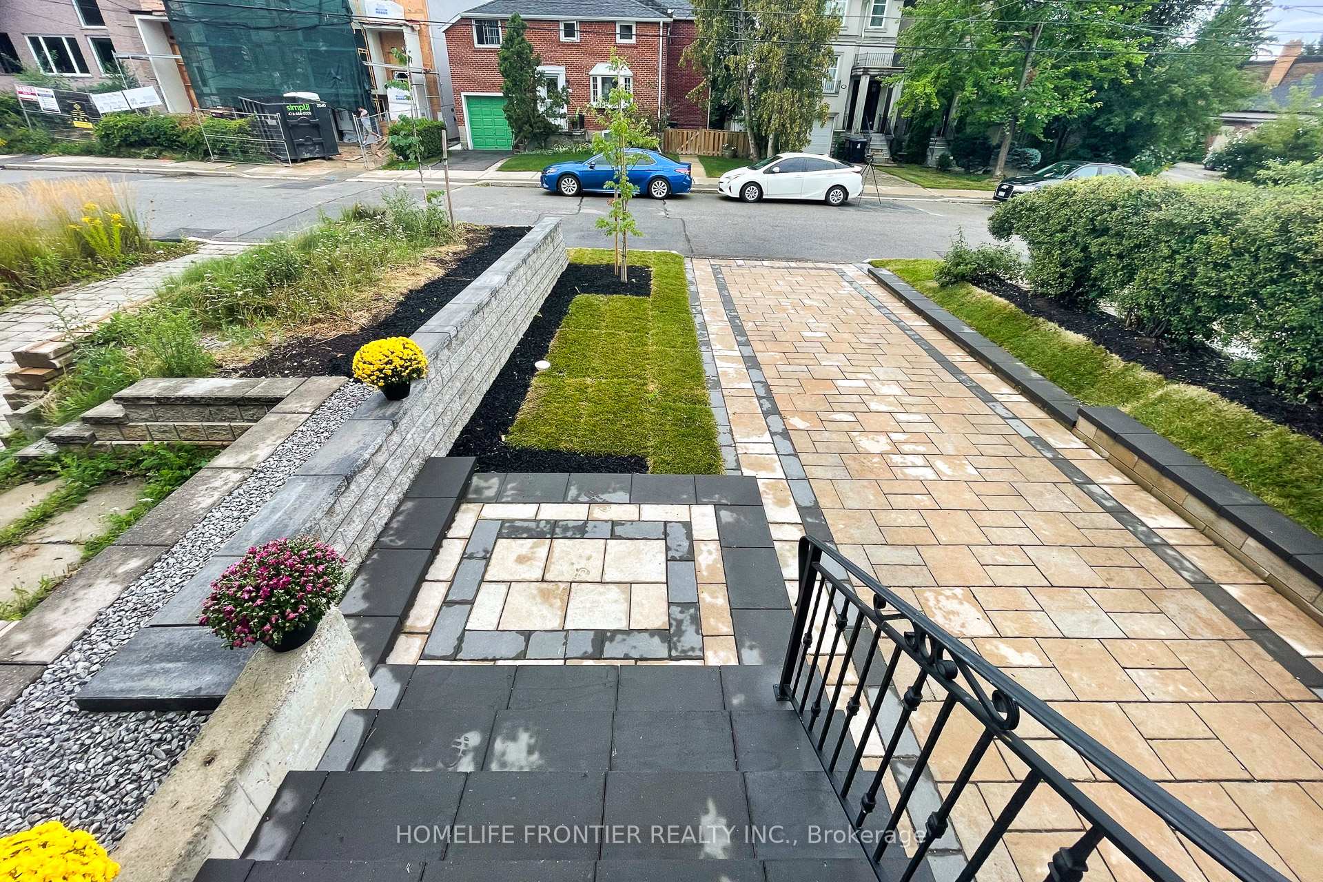 82 Cameron Avenue, Toronto C07 — photo 3 of 5