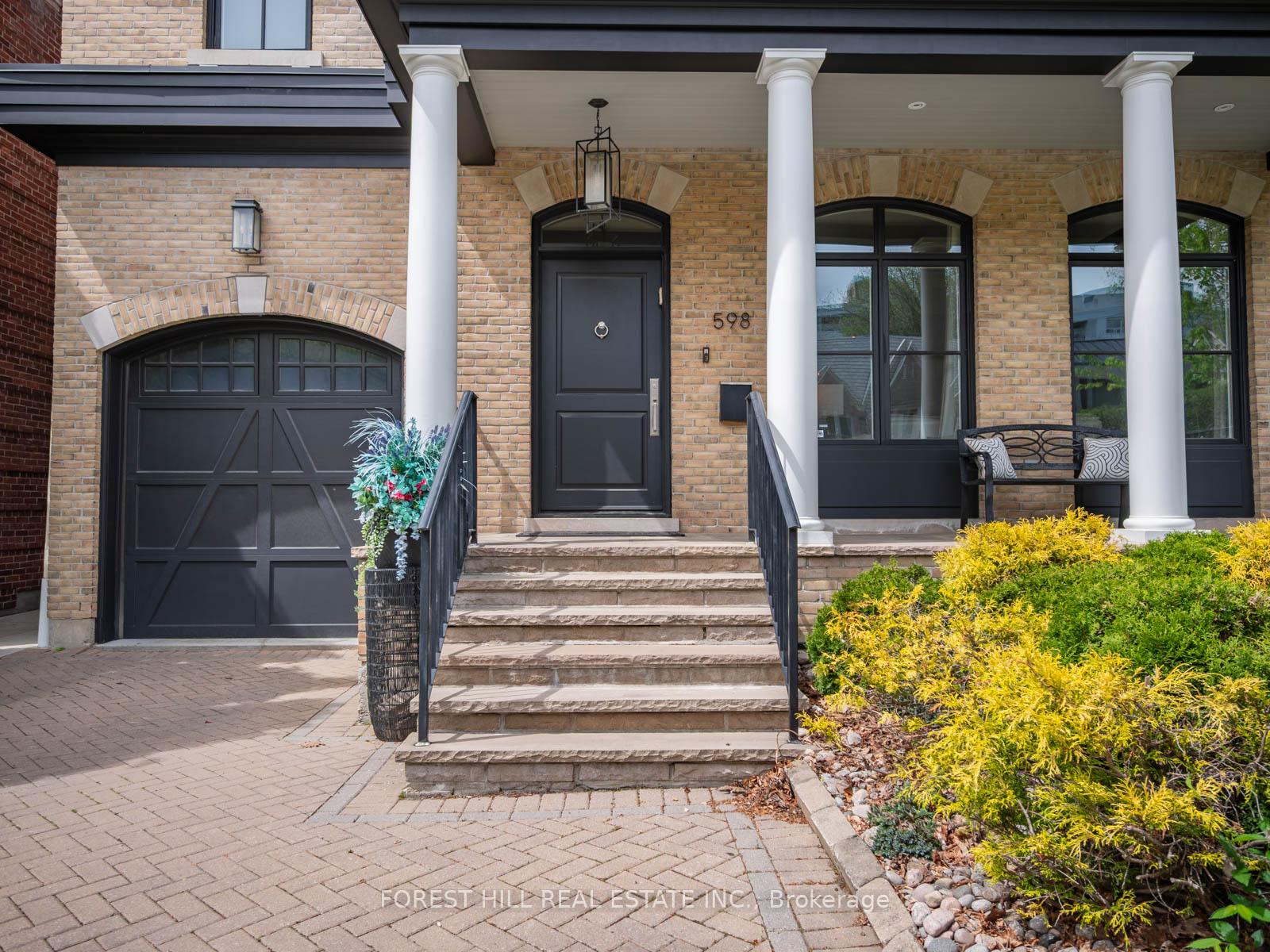 598 Castlefield Avenue, Toronto C04 — photo 2 of 5