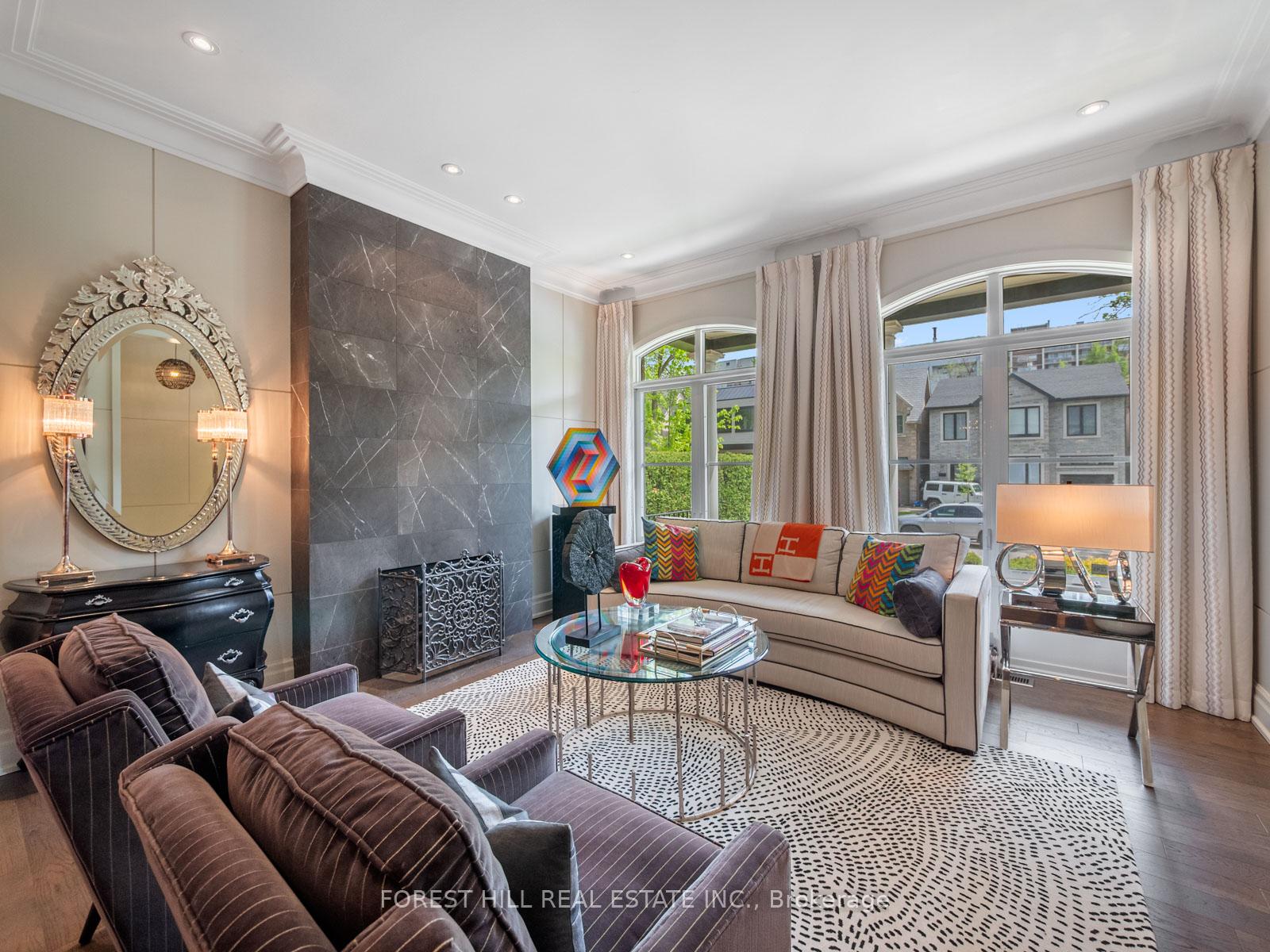 598 Castlefield Avenue, Toronto C04 — photo 5 of 5