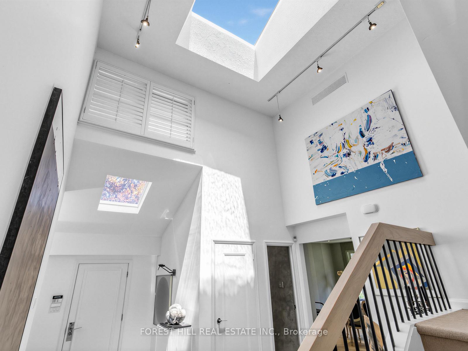 43 Beaverhall Drive, Toronto C12 — photo 4 of 5
