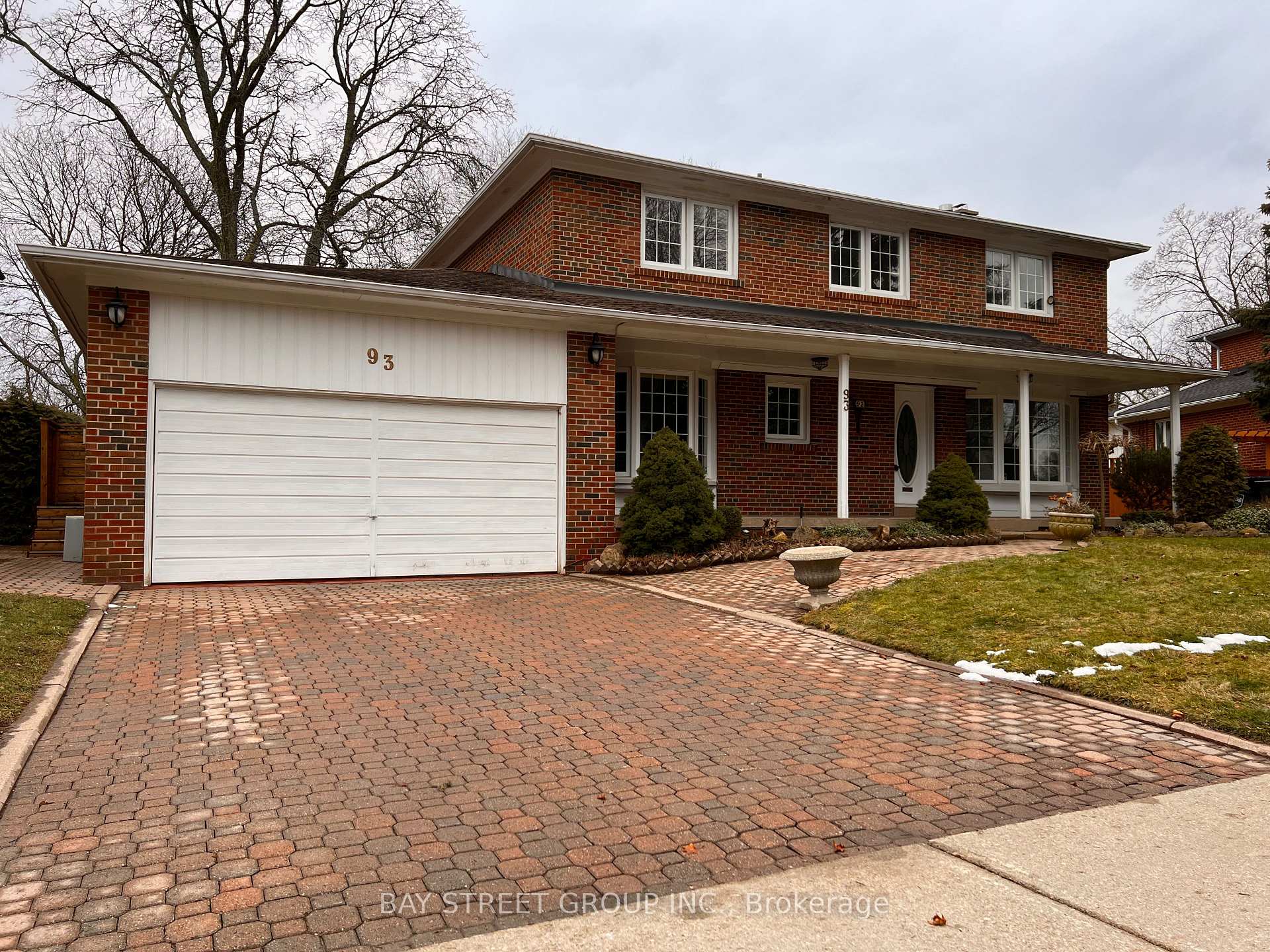 93 Lord Seaton Road, Toronto C12 — photo 2 of 5