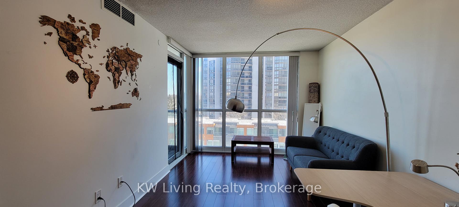 88 Sheppard Avenue E 501, Toronto C14 — photo 2 of 5