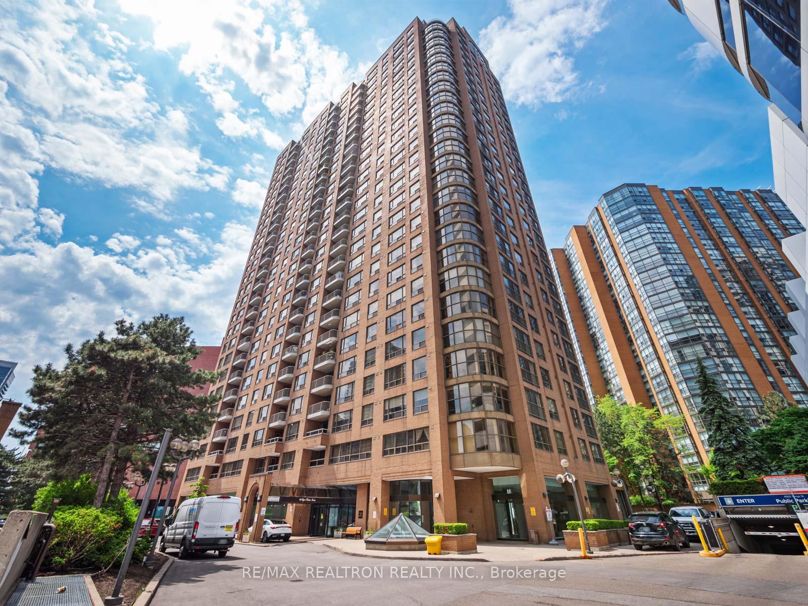 100 Upper Madison Avenue #1709, Toronto C07 — photo 2 of 5