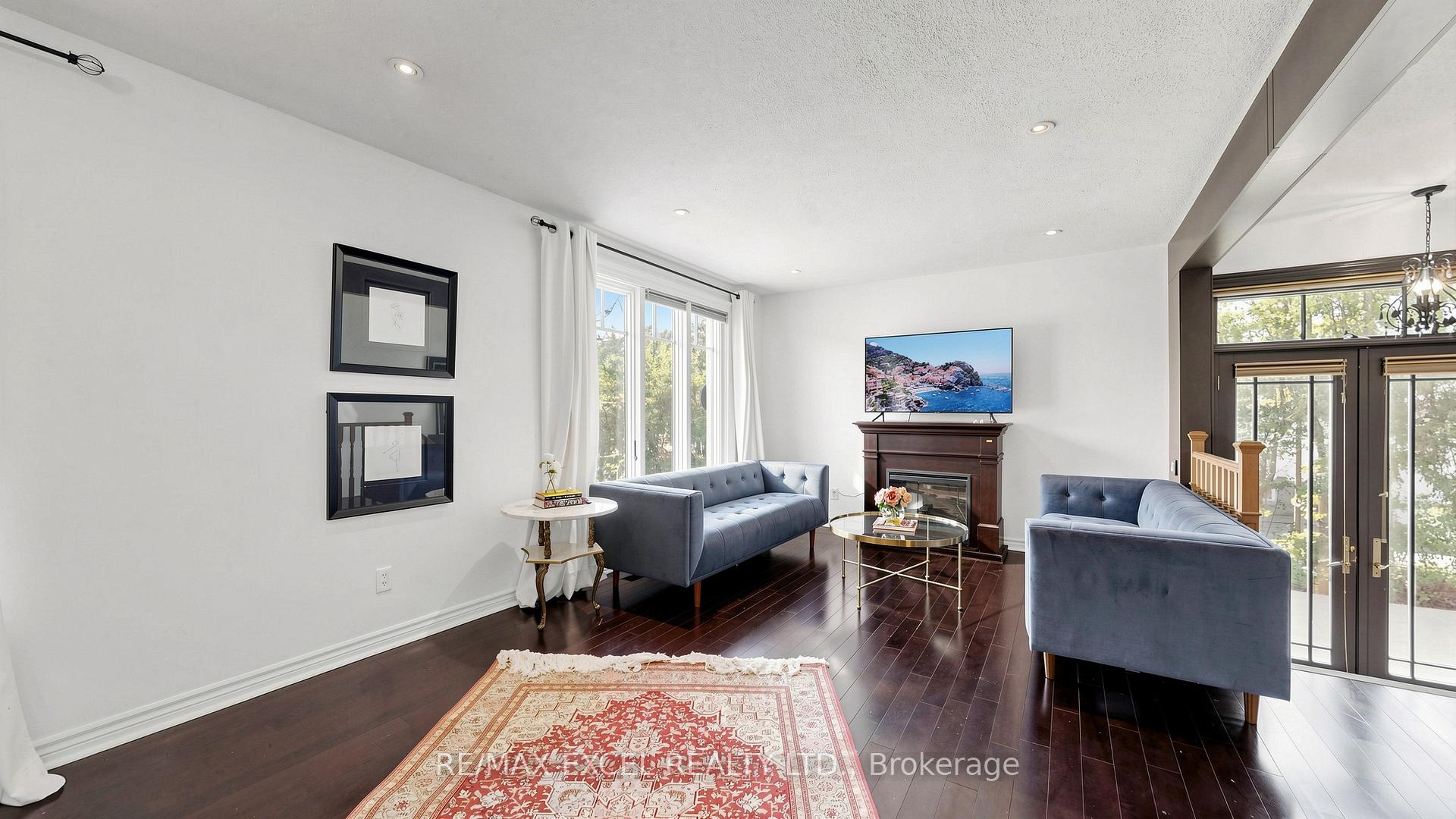 254 Patricia Avenue, Toronto C07 — photo 5 of 5
