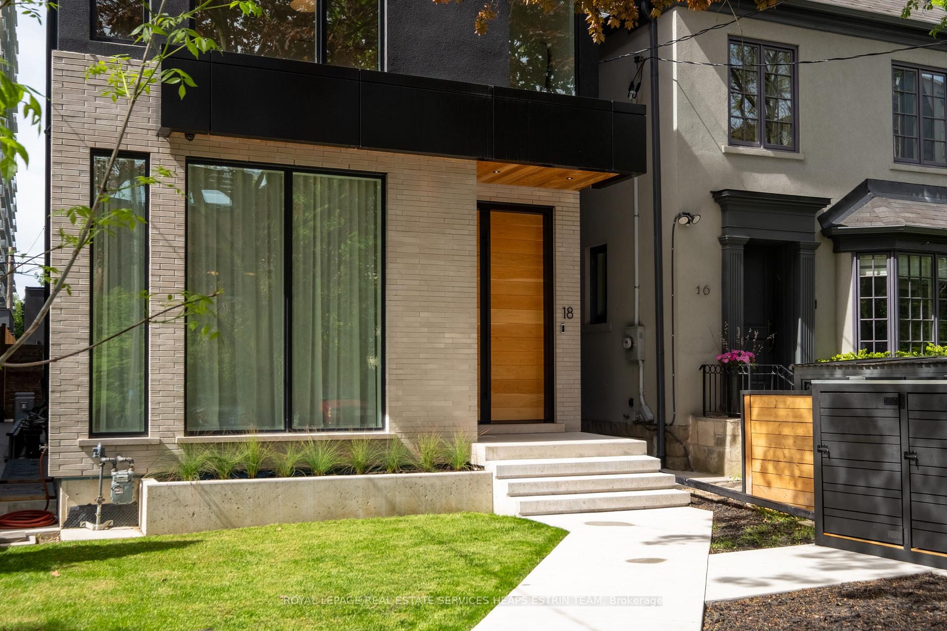 18 Gormley Avenue, Toronto C02 — photo 2 of 5