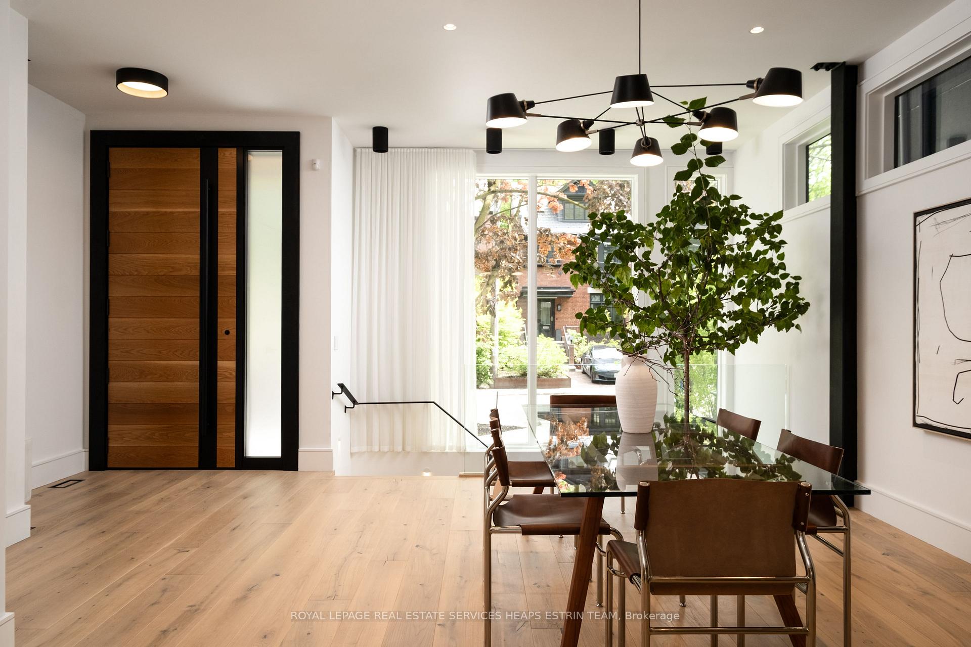 18 Gormley Avenue, Toronto C02 — photo 3 of 5