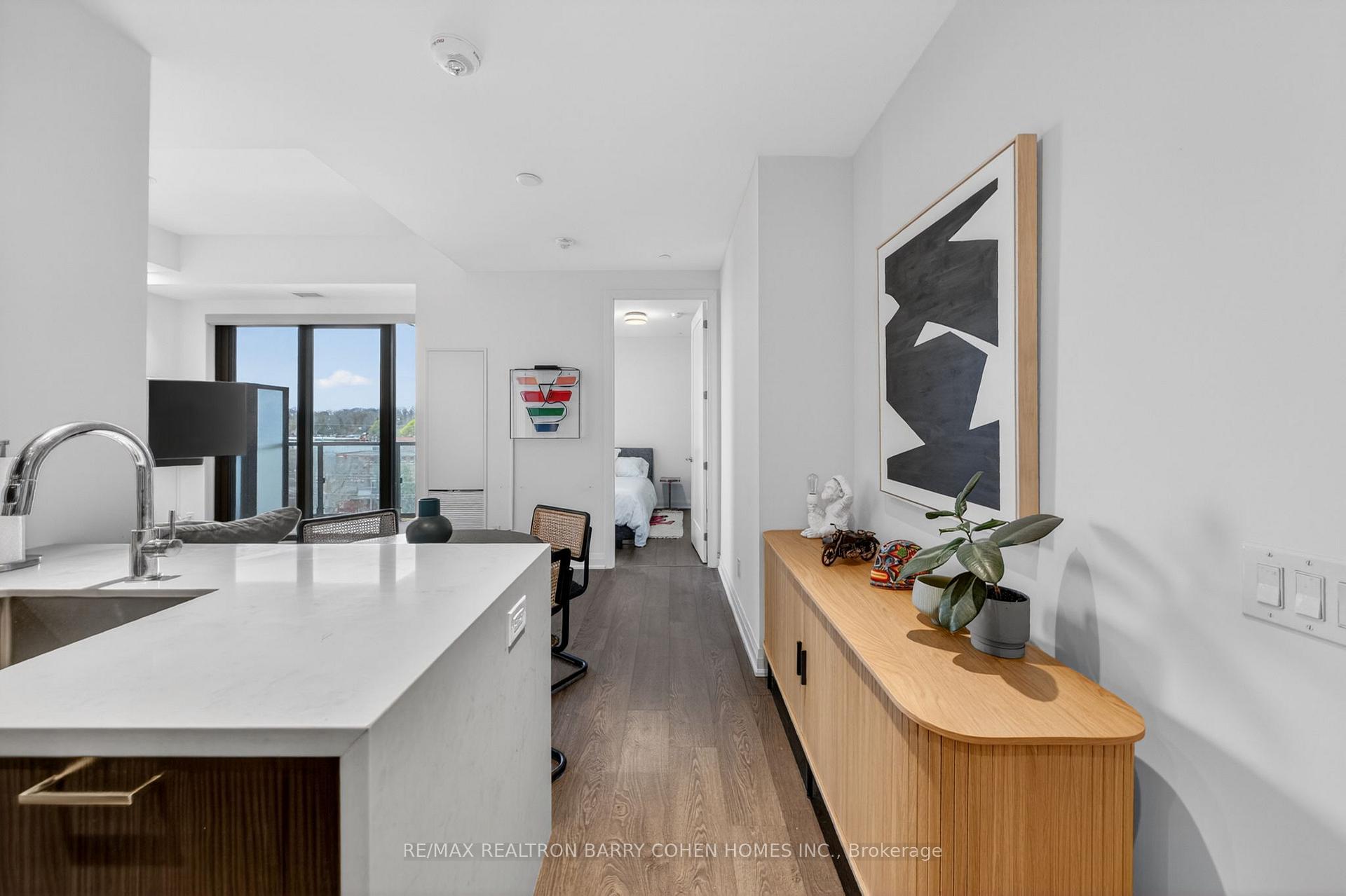 280 Howland Avenue GPH25, Toronto C02 — photo 4 of 5