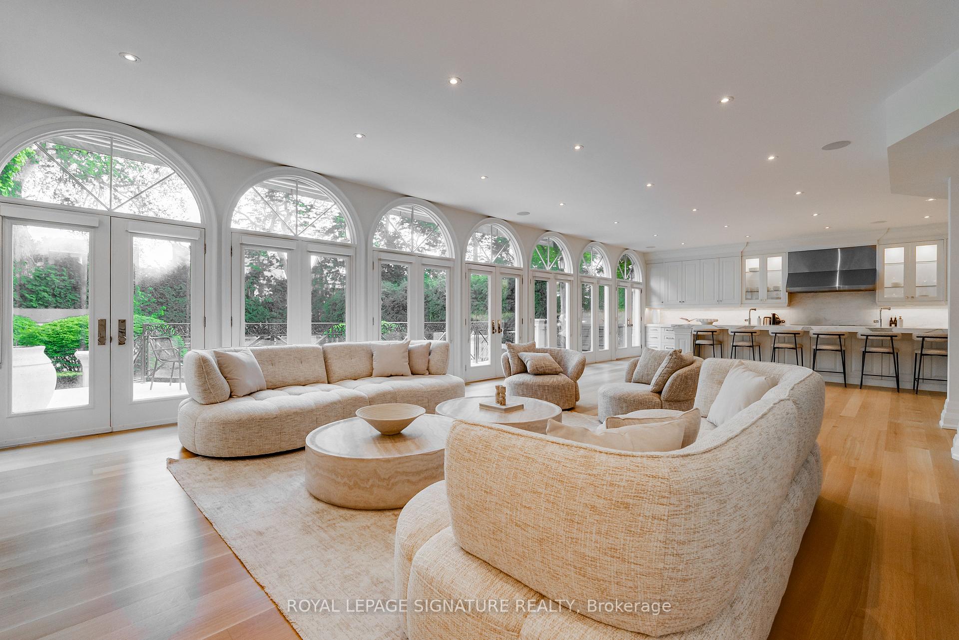 27 Teddington Park Avenue, Toronto C04, ON M4N 2C4 — Toronto C04, Ontario
