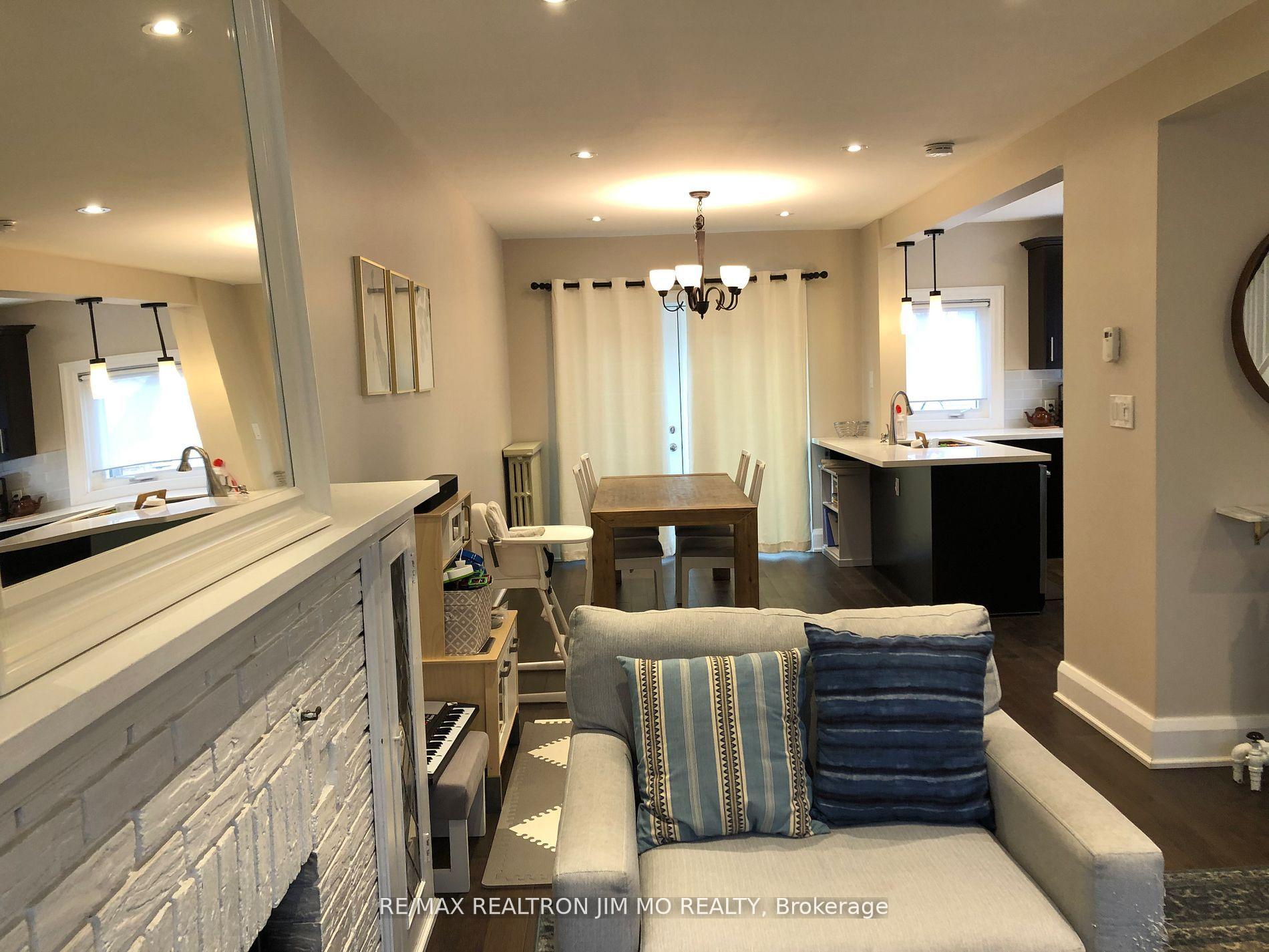 193 Greer Road, Toronto C04 — photo 3 of 5