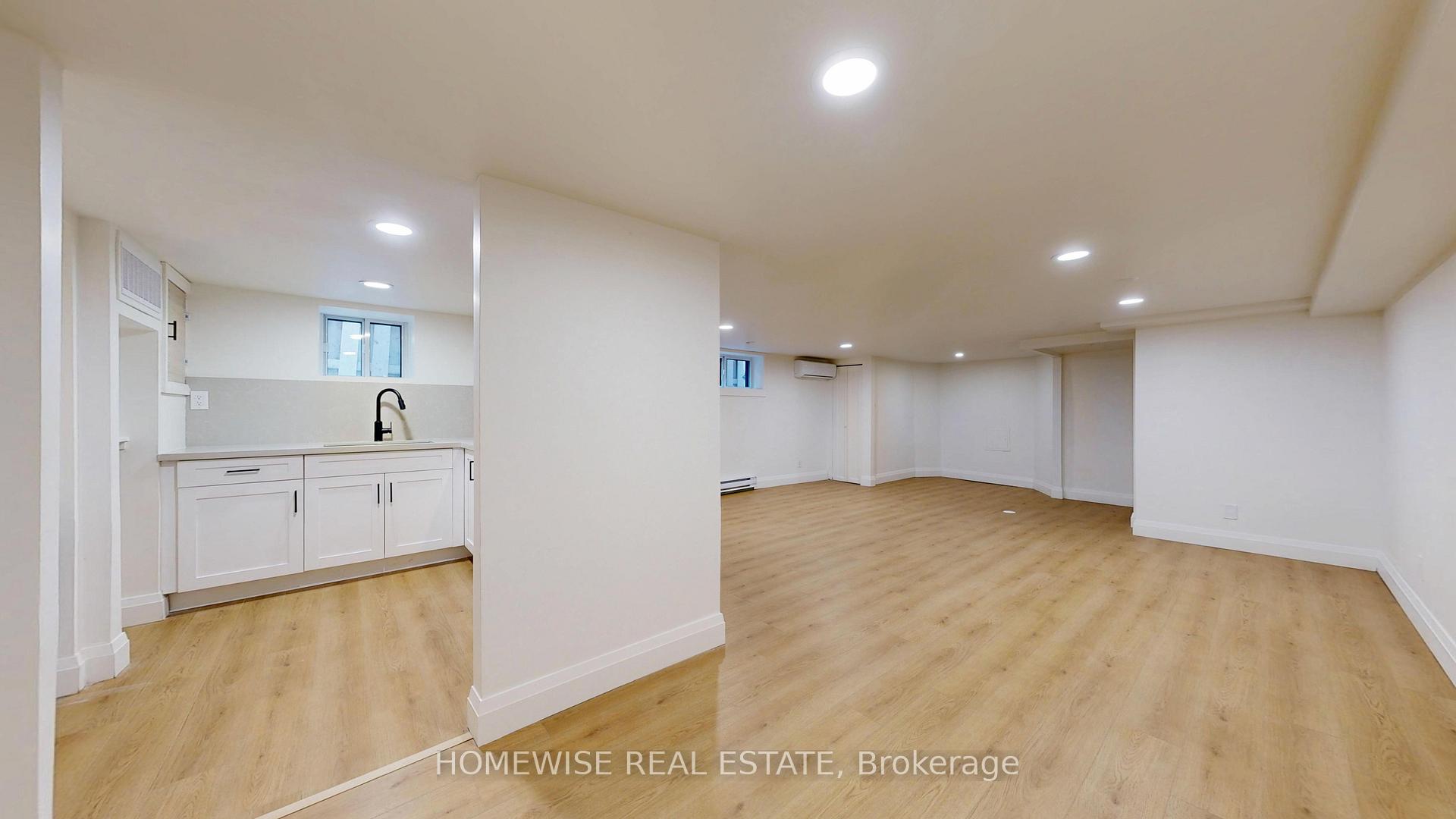 1214 Avenue Road BSMT, Toronto C04 — photo 3 of 5